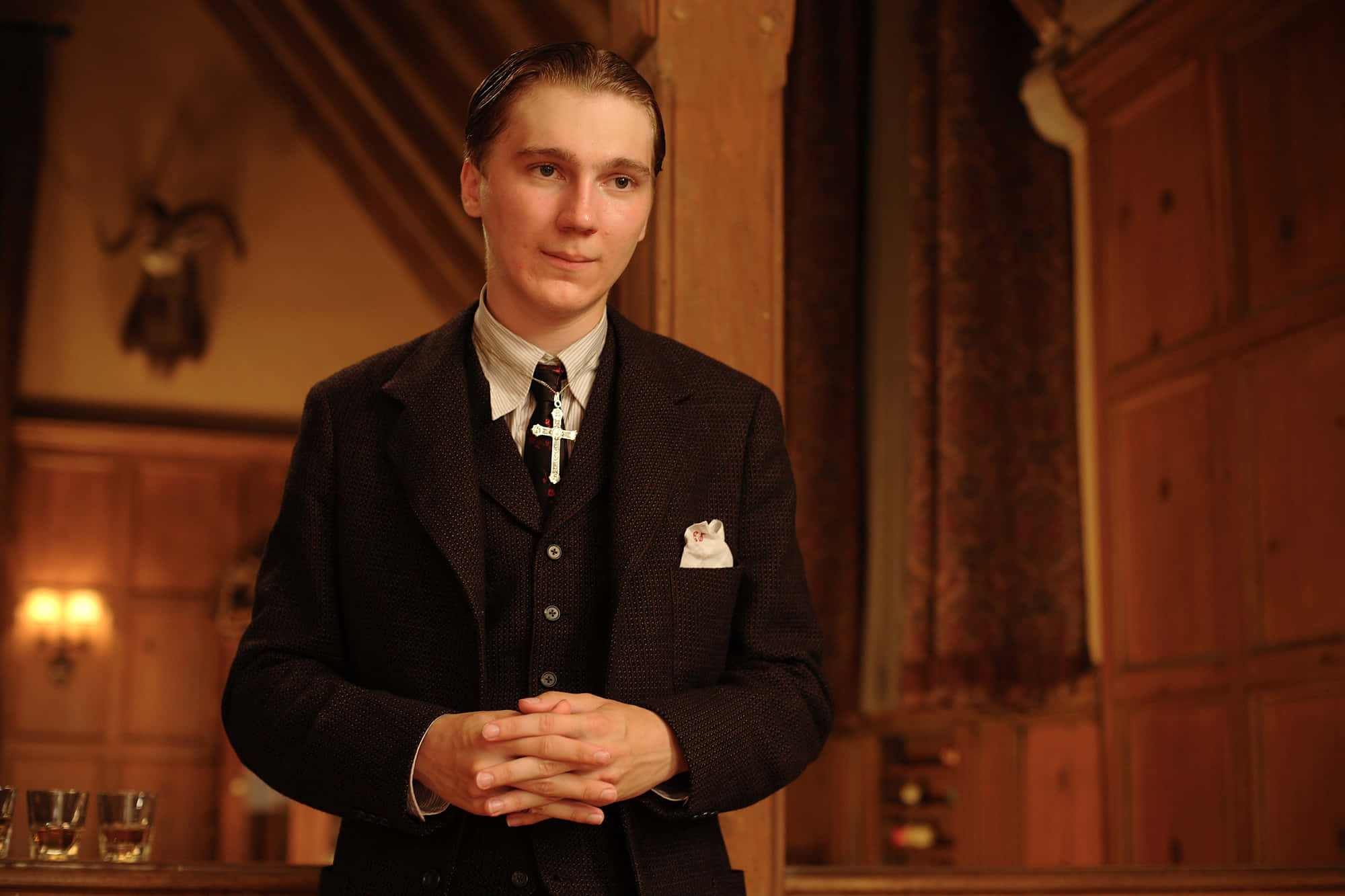 Paul Dano, dark suit, cross necklace, Full HD Desktop Wallpaper