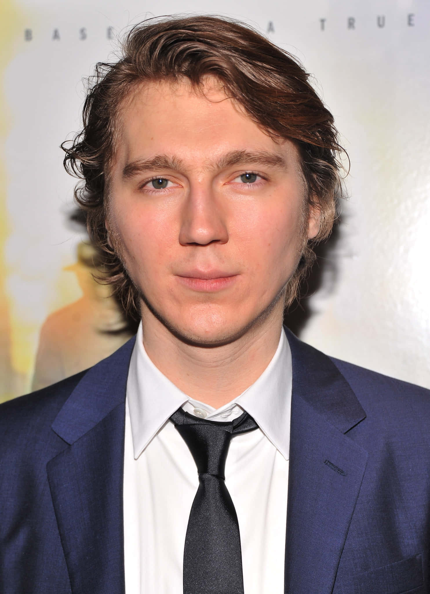 Paul Dano, navy suit, white shirt, Full HD Phone Wallpaper