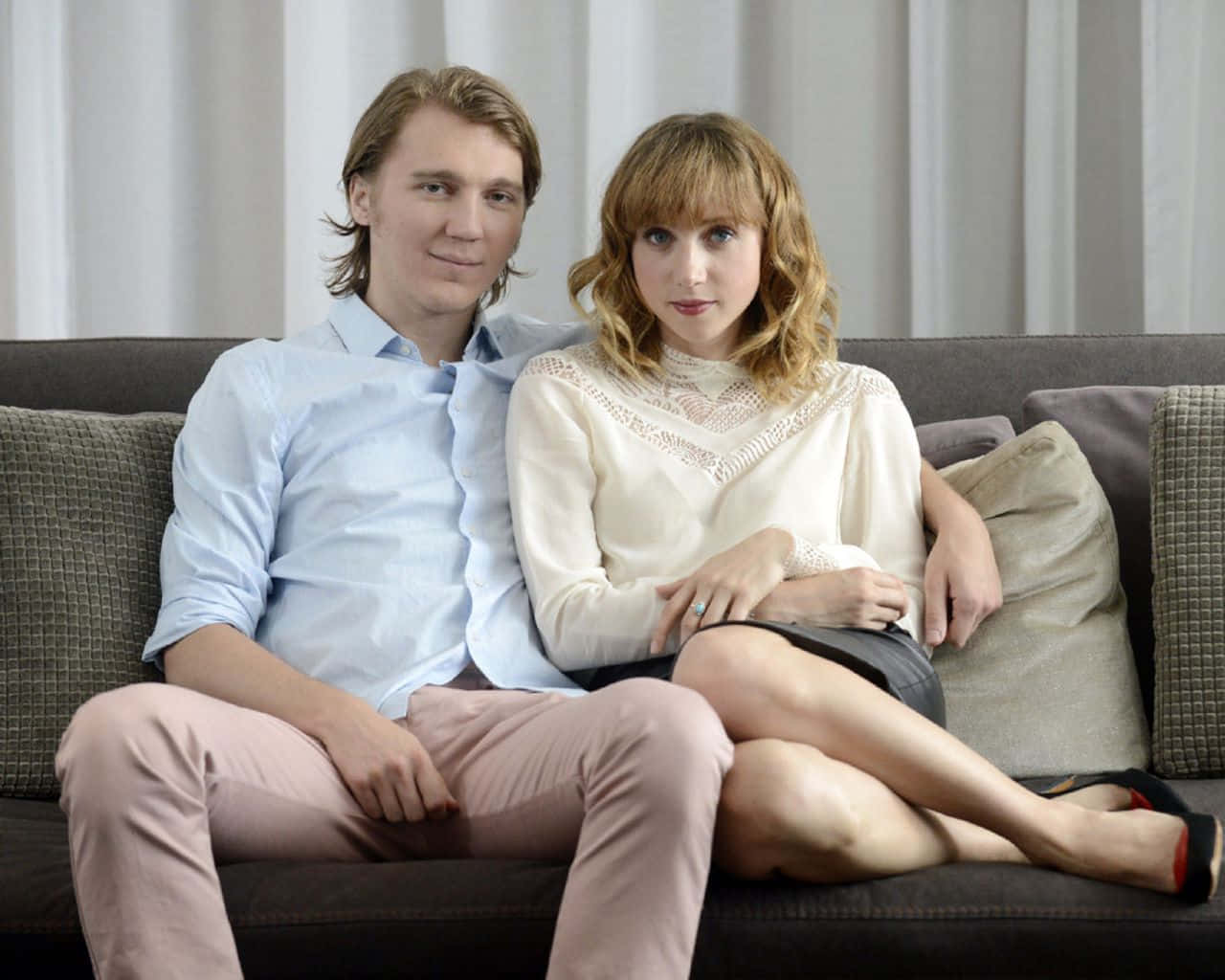 Paul Dano, Award Ceremony, dark couch, HD Desktop Wallpaper