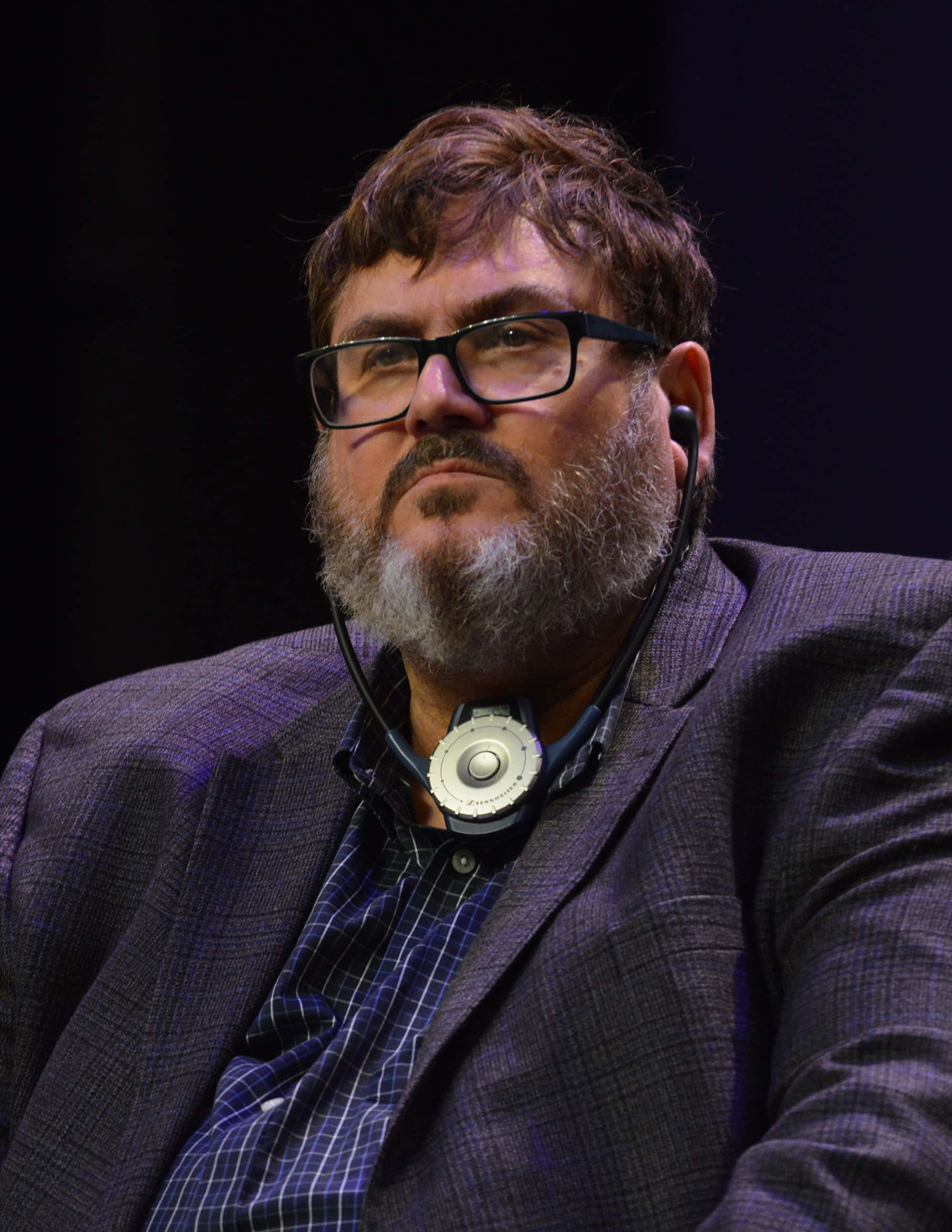 Paul Dini, suit, glasses, 2K Phone Wallpaper
