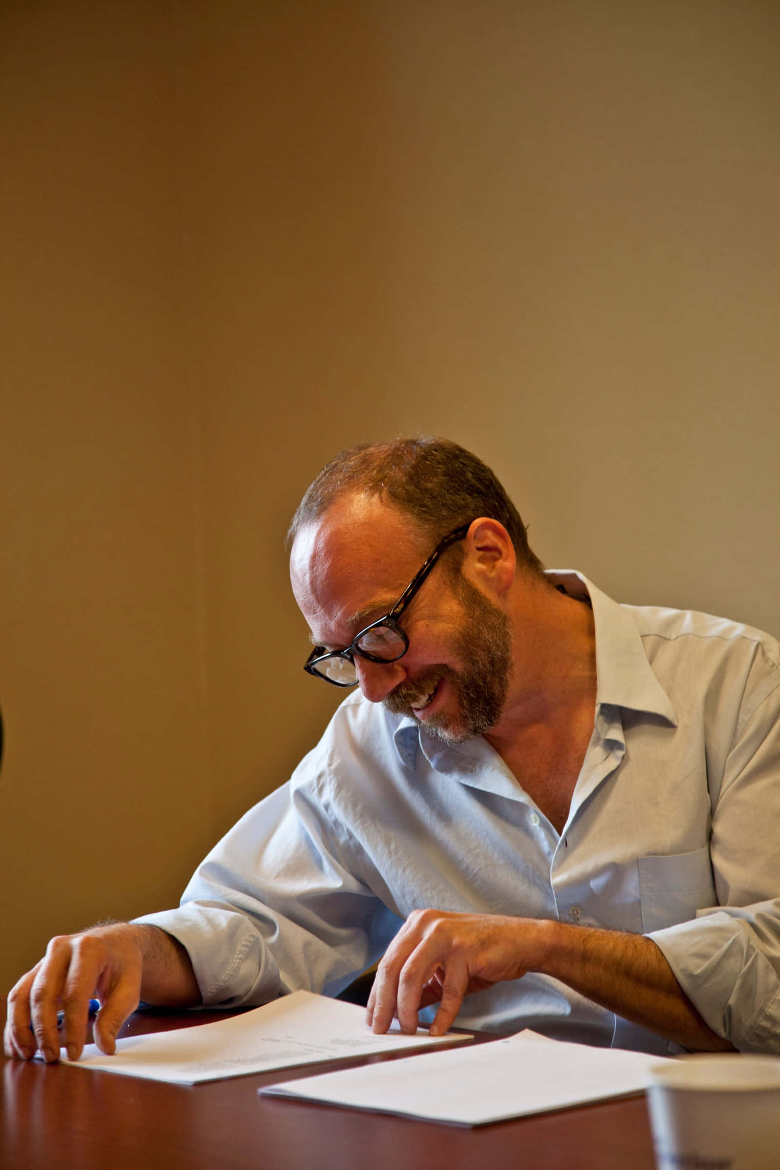 Paul Giamatti, bespectacled, beard, Full HD Phone Wallpaper