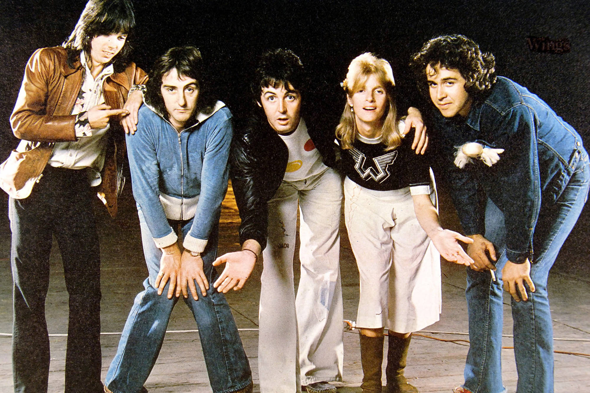 Paul McCartney And Wings, 1970s fashion, stage, Full HD Desktop Wallpaper