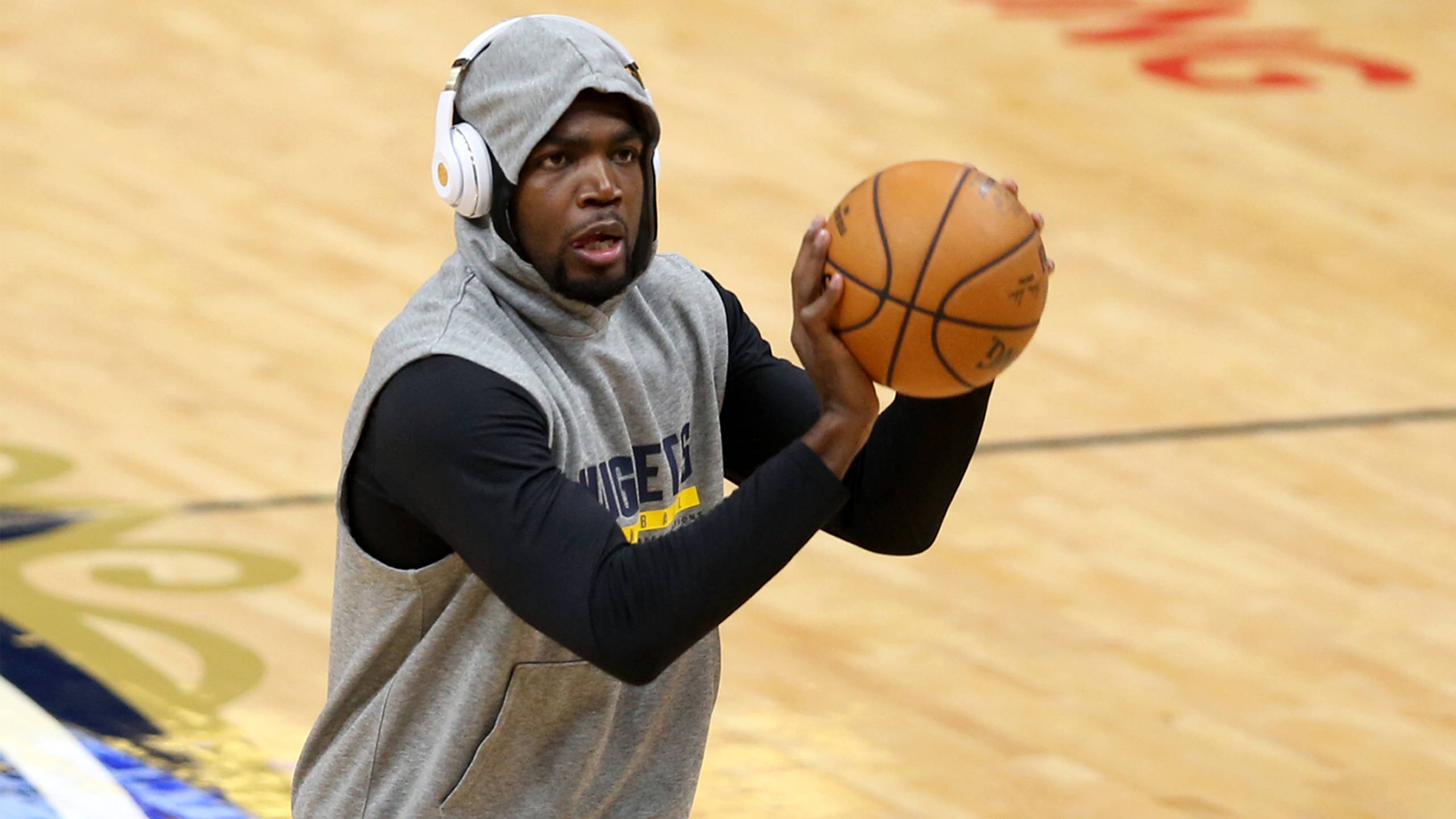 Paul Millsap, grey hoodie, white headphones, 2K Desktop Wallpaper