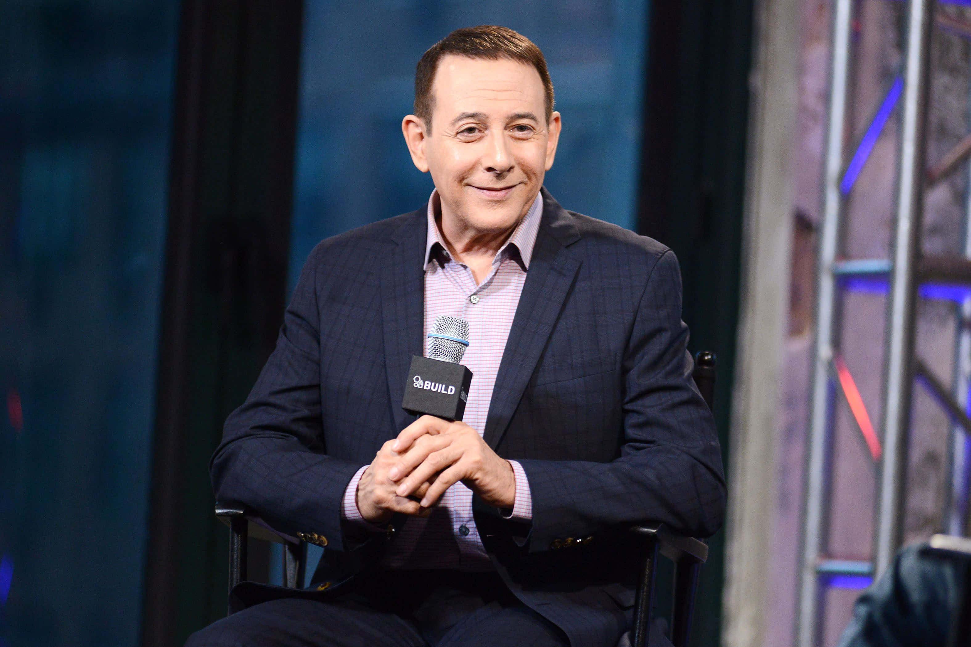 Paul Reubens, dark suit, microphone, 2K Desktop Wallpaper