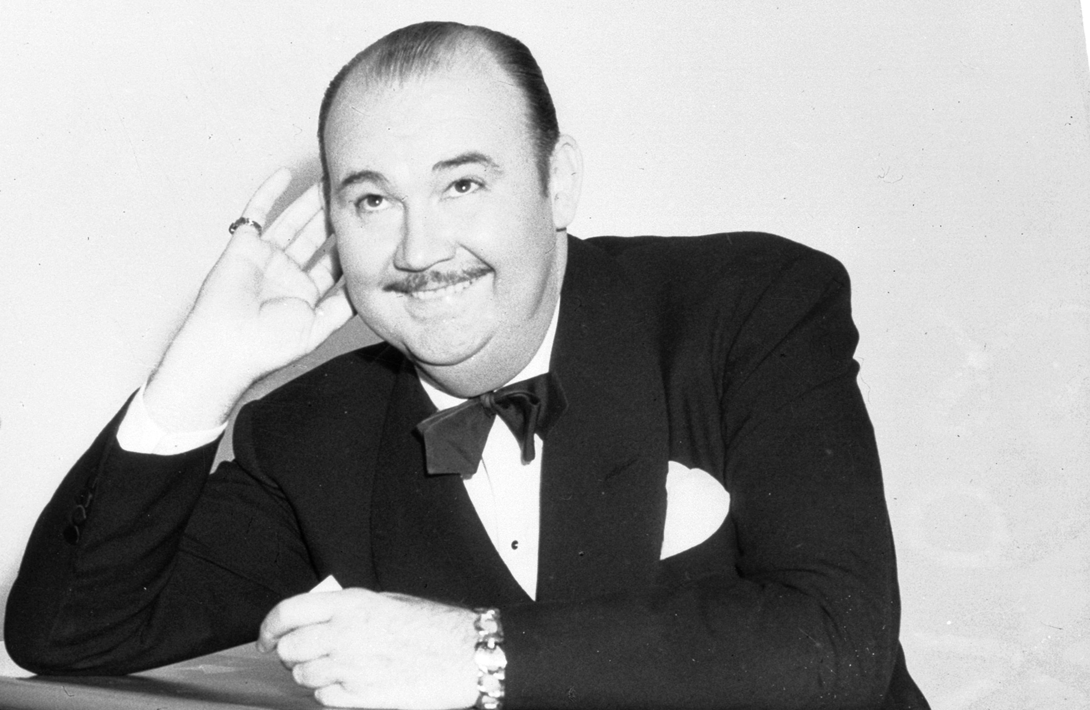 Paul Whiteman, tuxedo, bow tie, 2K Desktop Wallpaper