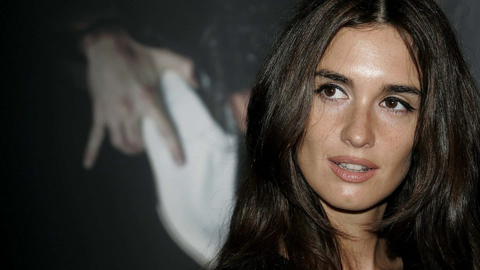 Paz Vega, dark hair, intense gaze, Full HD Desktop Wallpaper
