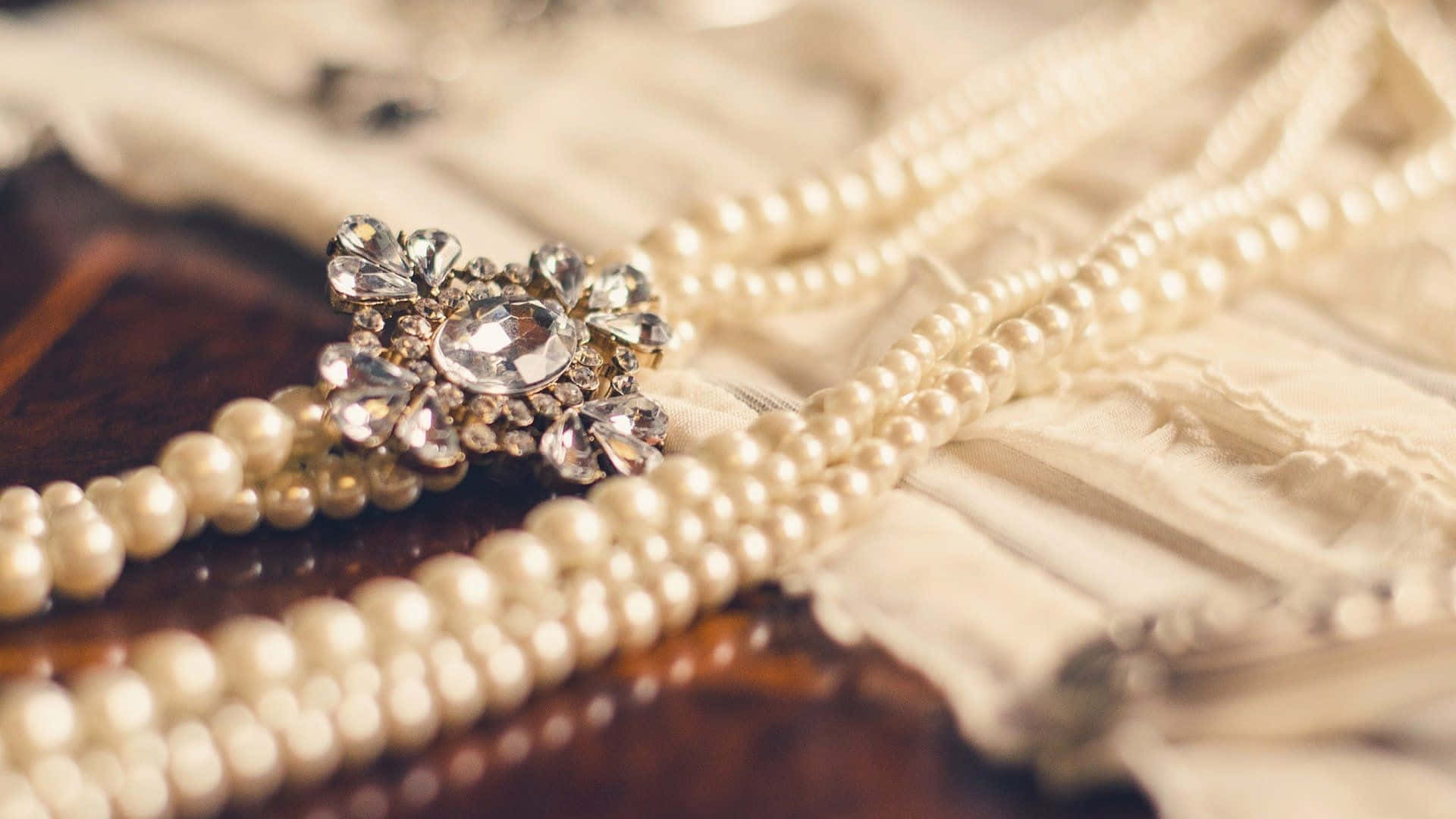 crystal brooch, creamy pearls, vintage lace fabric, Full HD Desktop Wallpaper