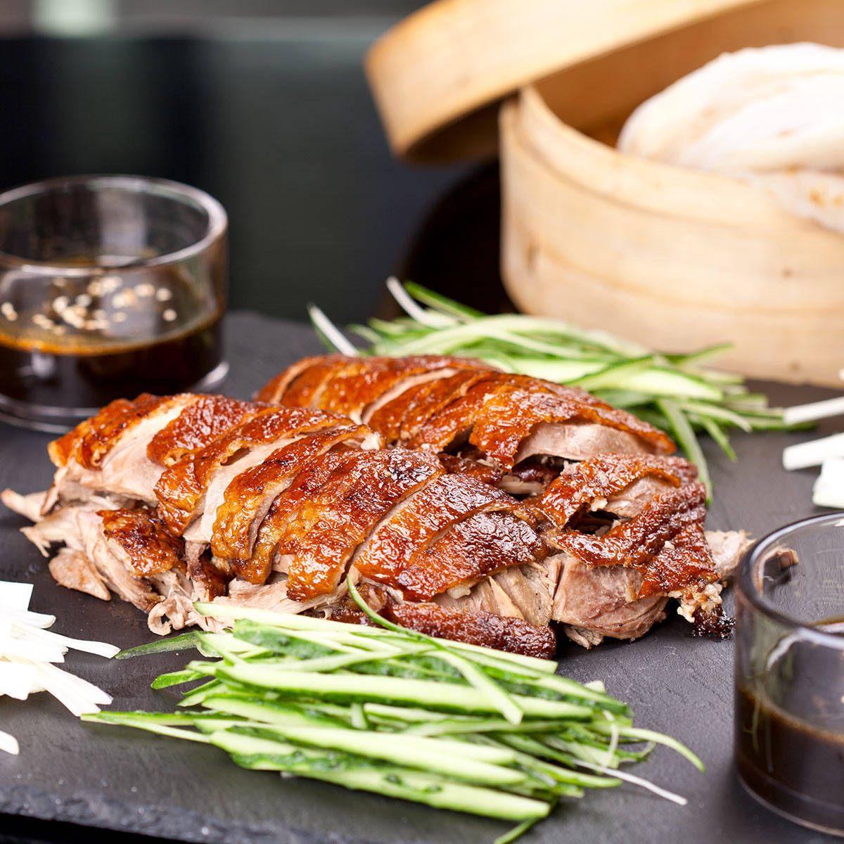 Peking Duck, glazed roasted peking duck, green beans, SD Desktop Wallpaper