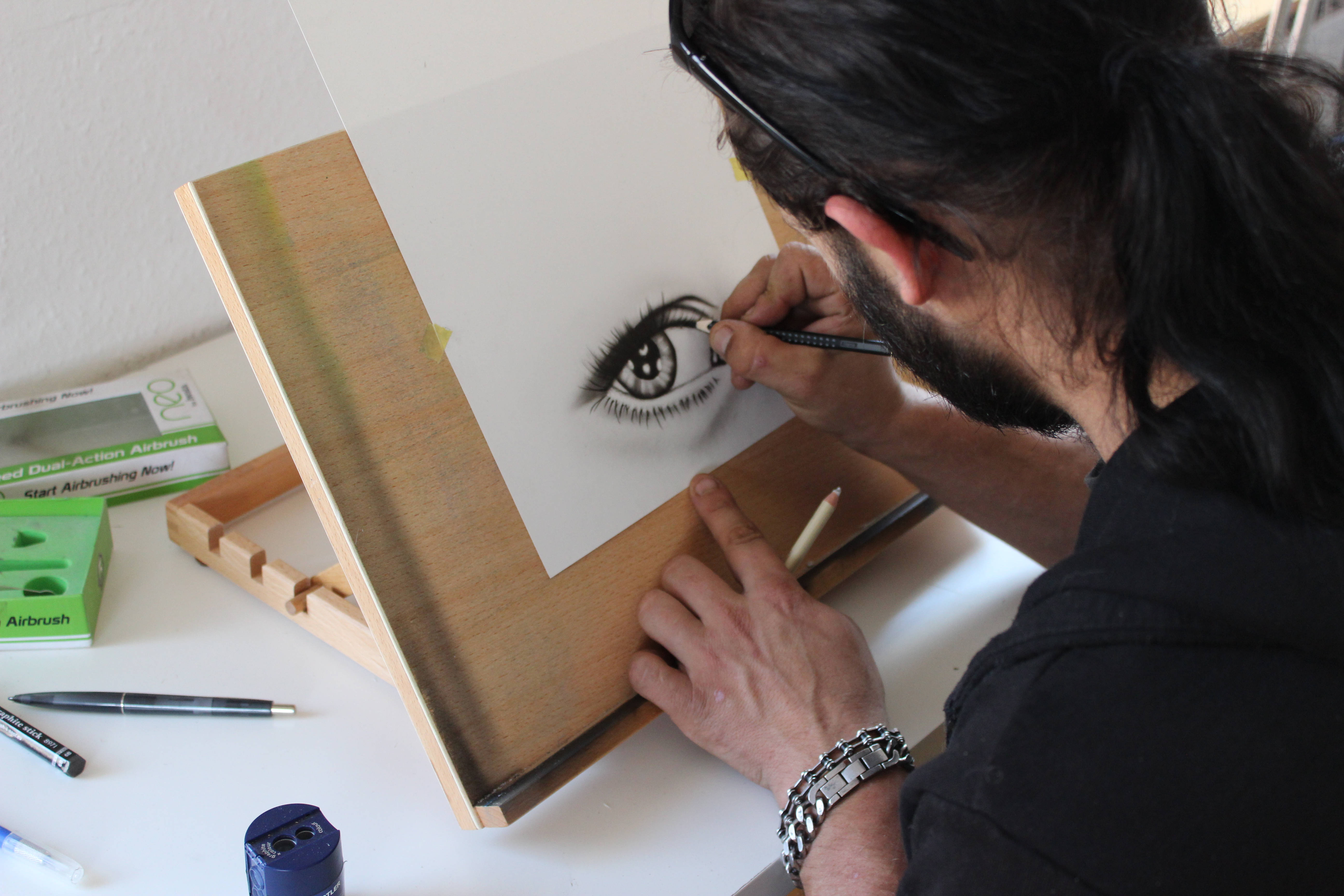 Masterclass On Pencil Drawing, human eye, fine brush, 5K Desktop Wallpaper