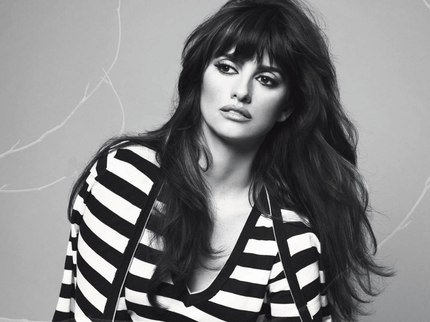 Penelope Cruz, black and white portrait, long dark hair, HD Desktop Wallpaper