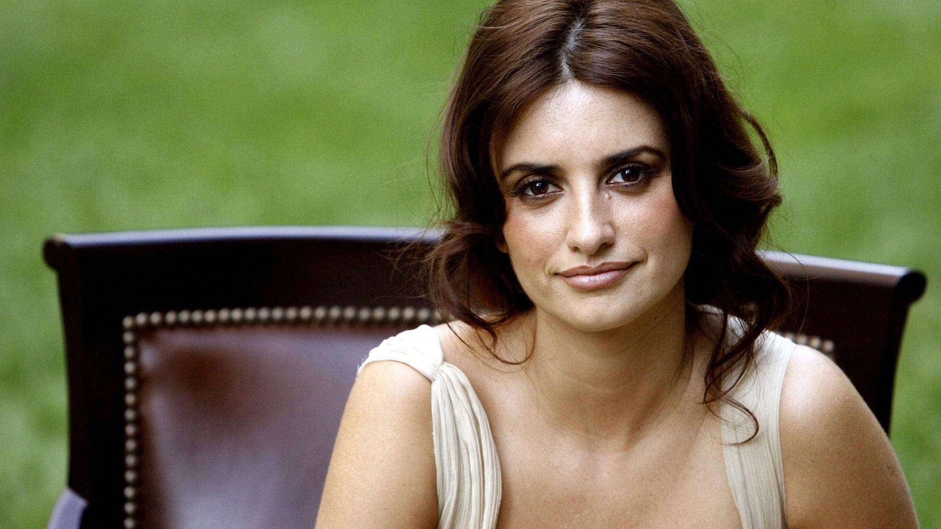 Penelope, dark wooden chair, blurred green lawn background, Full HD Desktop Wallpaper
