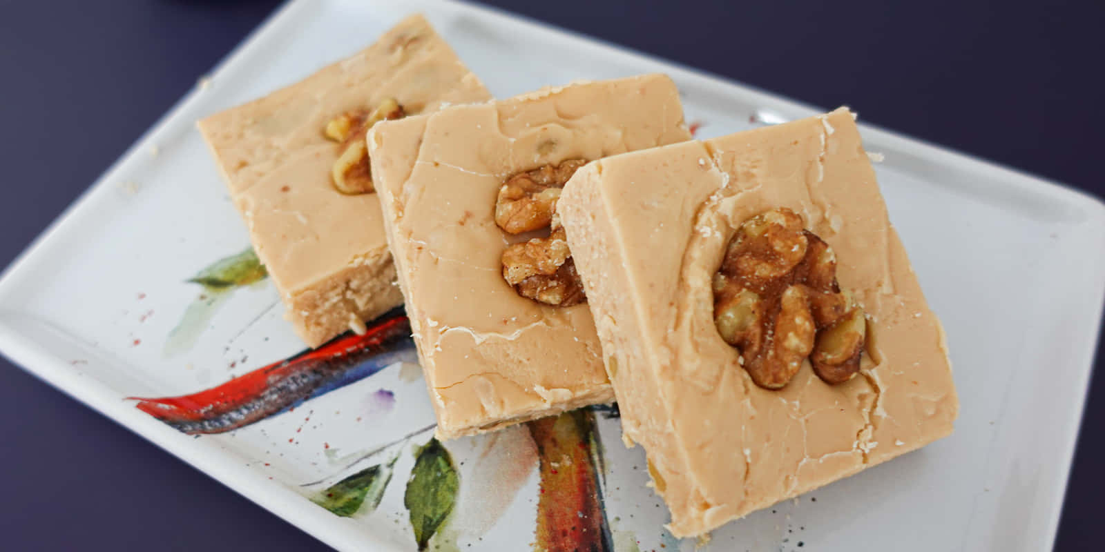 Penuche Fudge, creamy peanut butter fudge, whole walnuts, HD Desktop Wallpaper