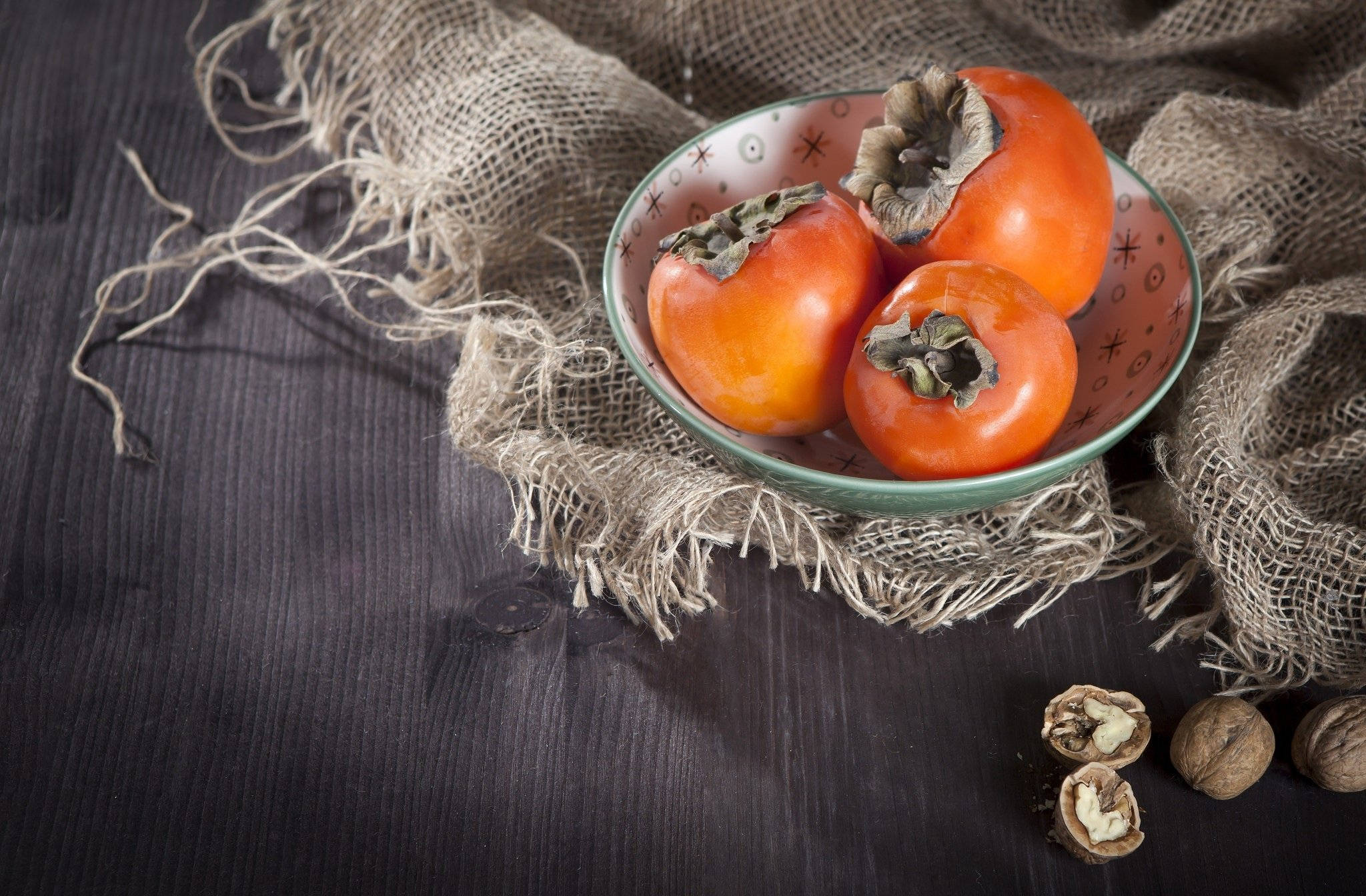 persimmon fruit, patterned bowl, burlap, Full HD Desktop Wallpaper