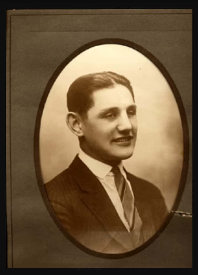 Pete Latzo, vintage sepia-toned portrait, suit, SD Phone Wallpaper