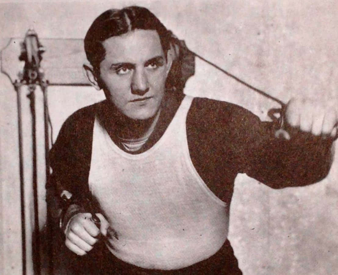 Pete Latzo, tank top, resistance band, SD Desktop Wallpaper