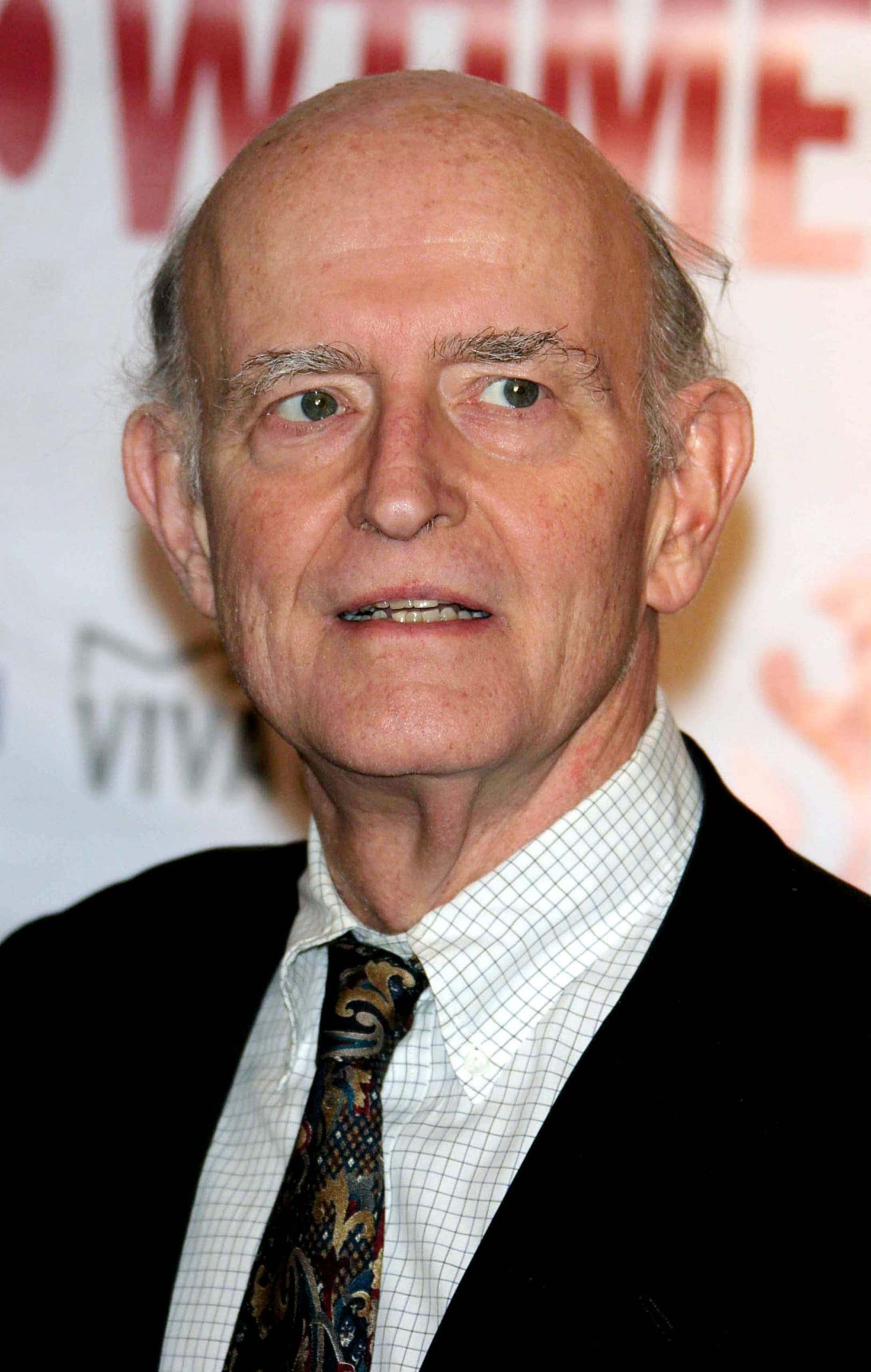Peter Boyle, balding older man, dark suit, 2K Phone Wallpaper