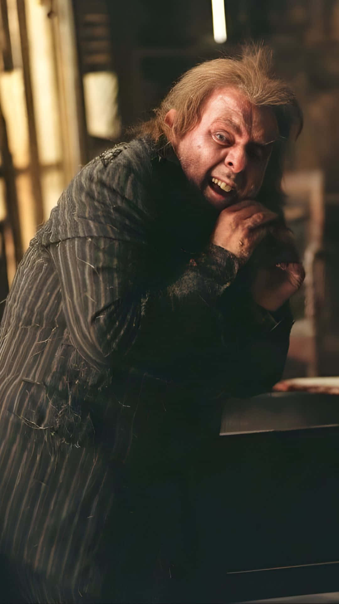 Peter Pettigrew, betrayal scene, dimly lit room, Full HD Phone Wallpaper