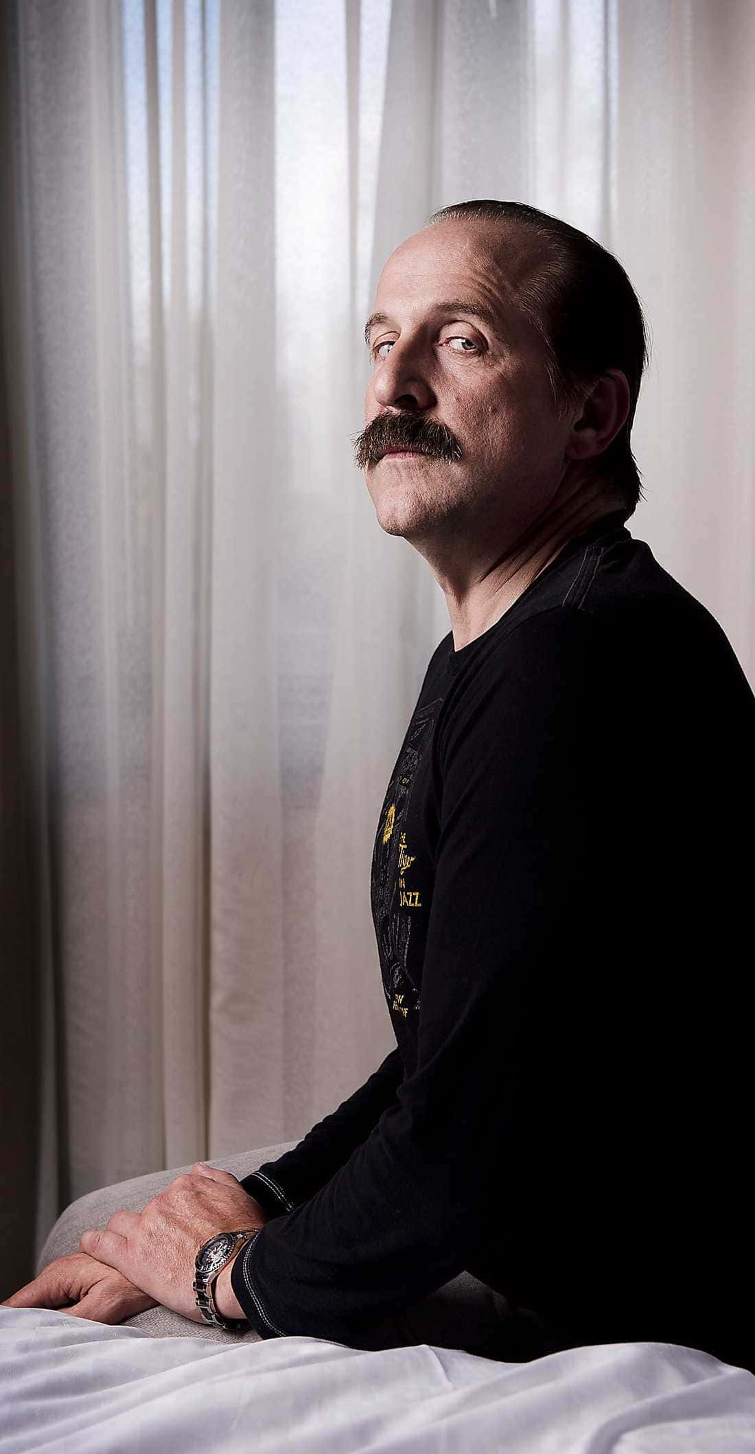 Peter Stormare, bed, sheer curtains, Full HD Phone Wallpaper