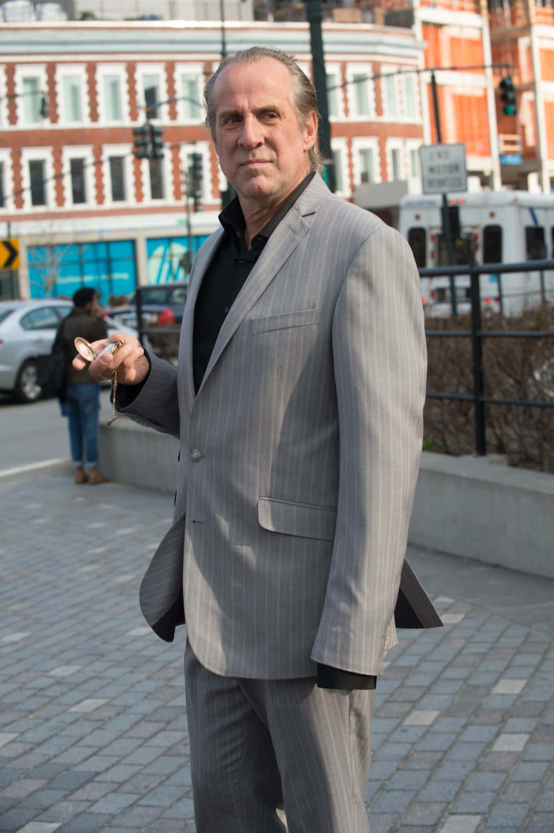 Peter Stormare, gray pinstripe suit, city sidewalk, HD Phone Wallpaper