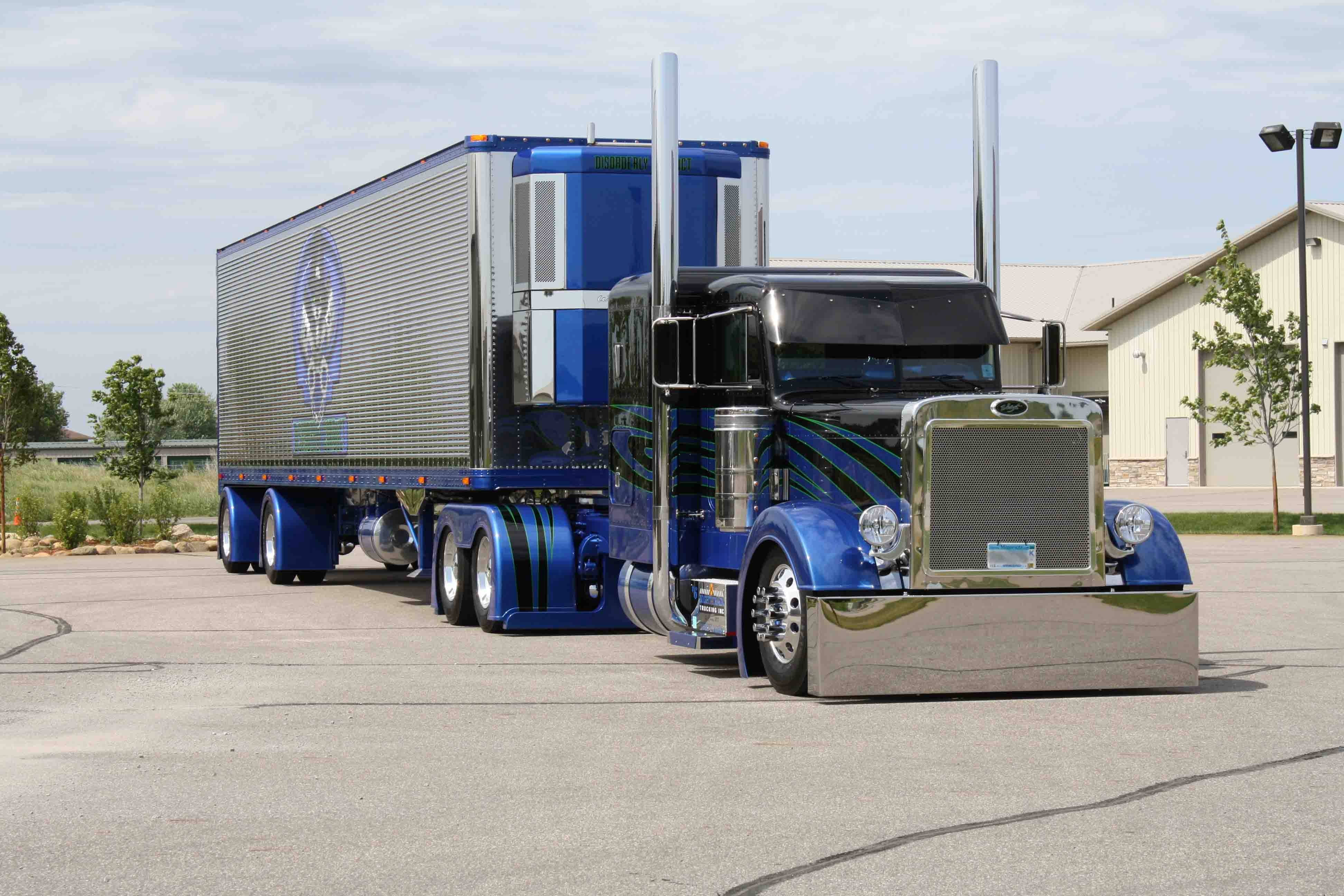 Peterbilt, Container Truck, gleaming blue, 4K Desktop Wallpaper