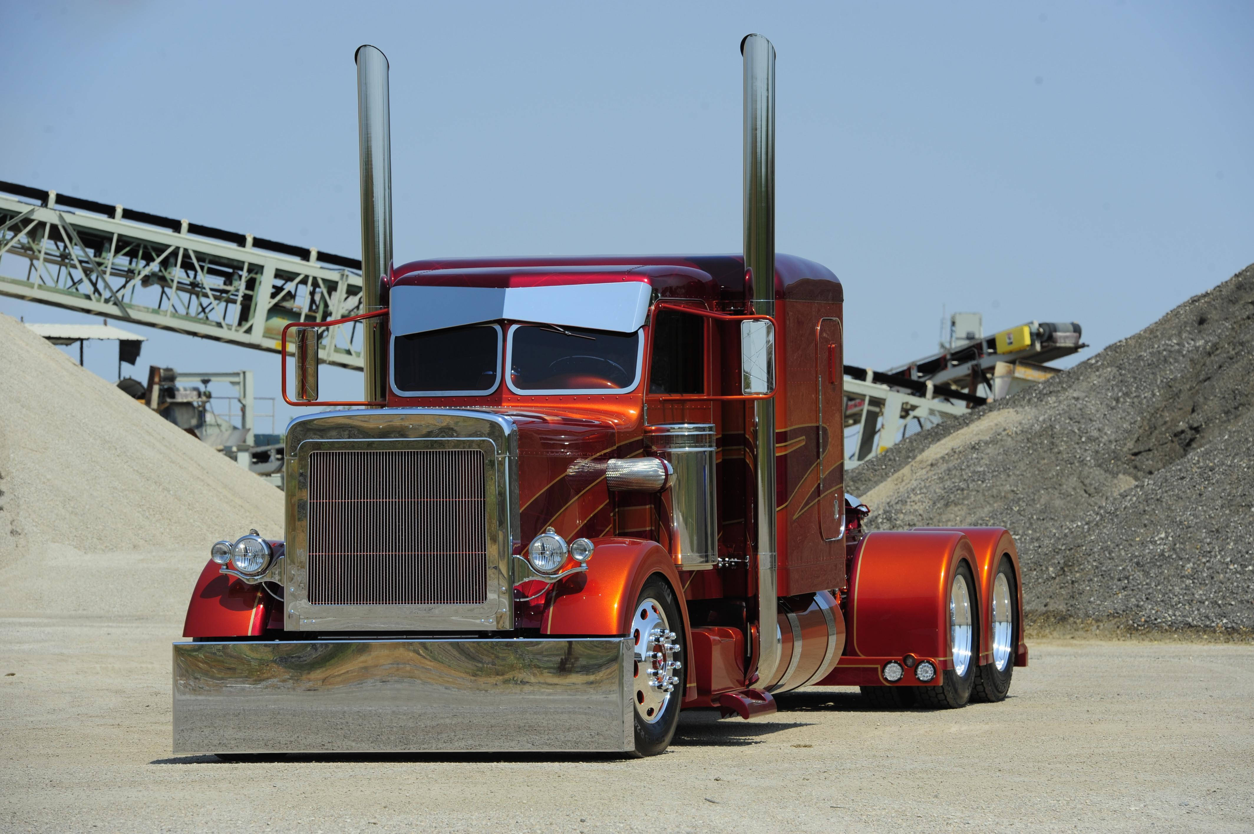 Peterbilt, red, classic semi-truck, 4K Desktop Wallpaper