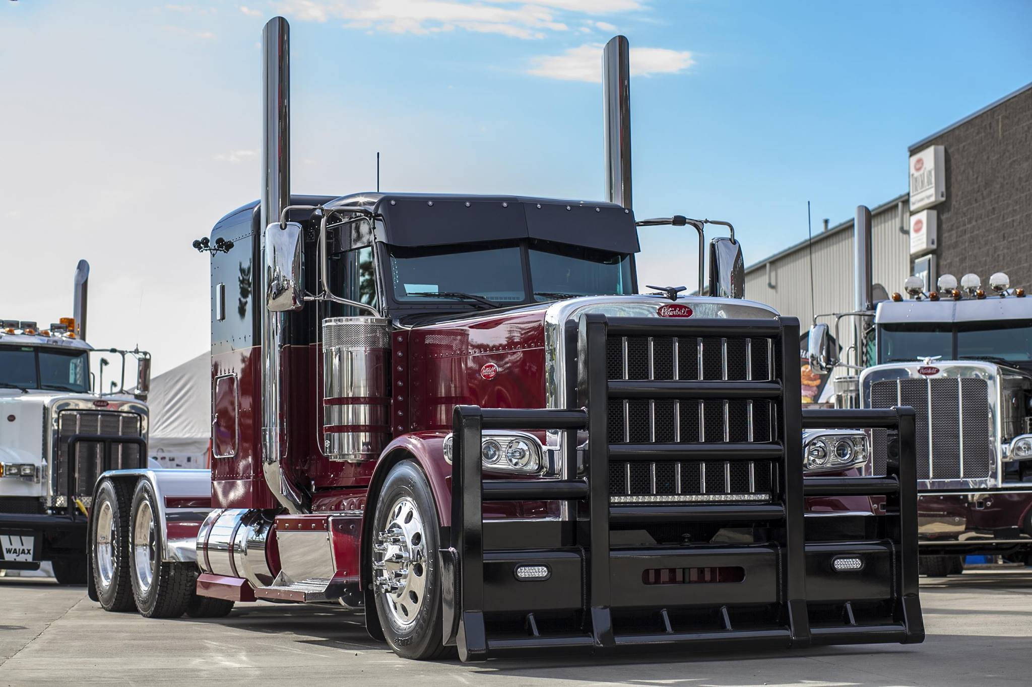 Peterbilt 579, maroon, chrome accents, Full HD Desktop Wallpaper