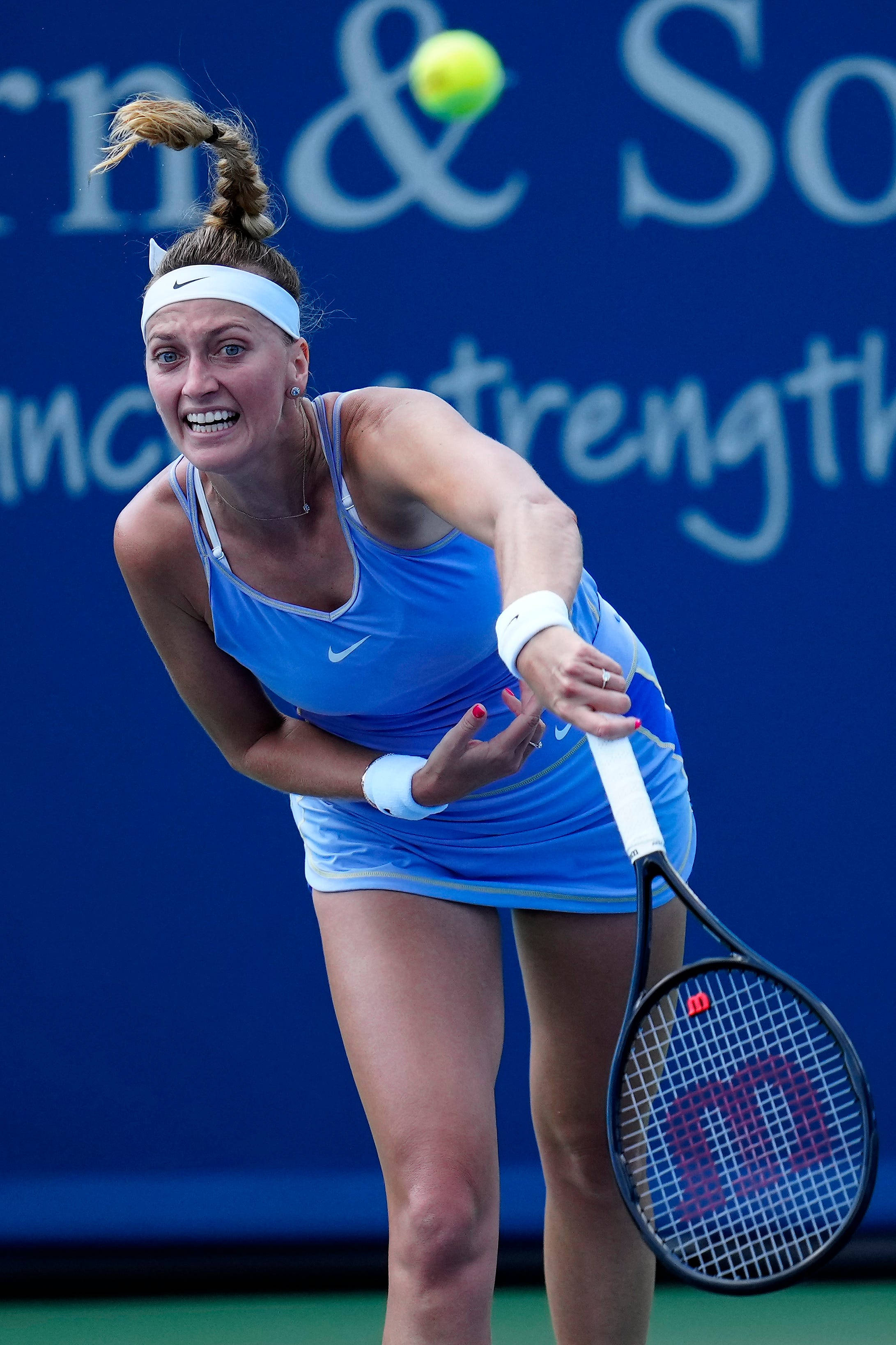 Petra Kvitova, blue outfit, bright yellow tennis ball, 2K Phone Wallpaper