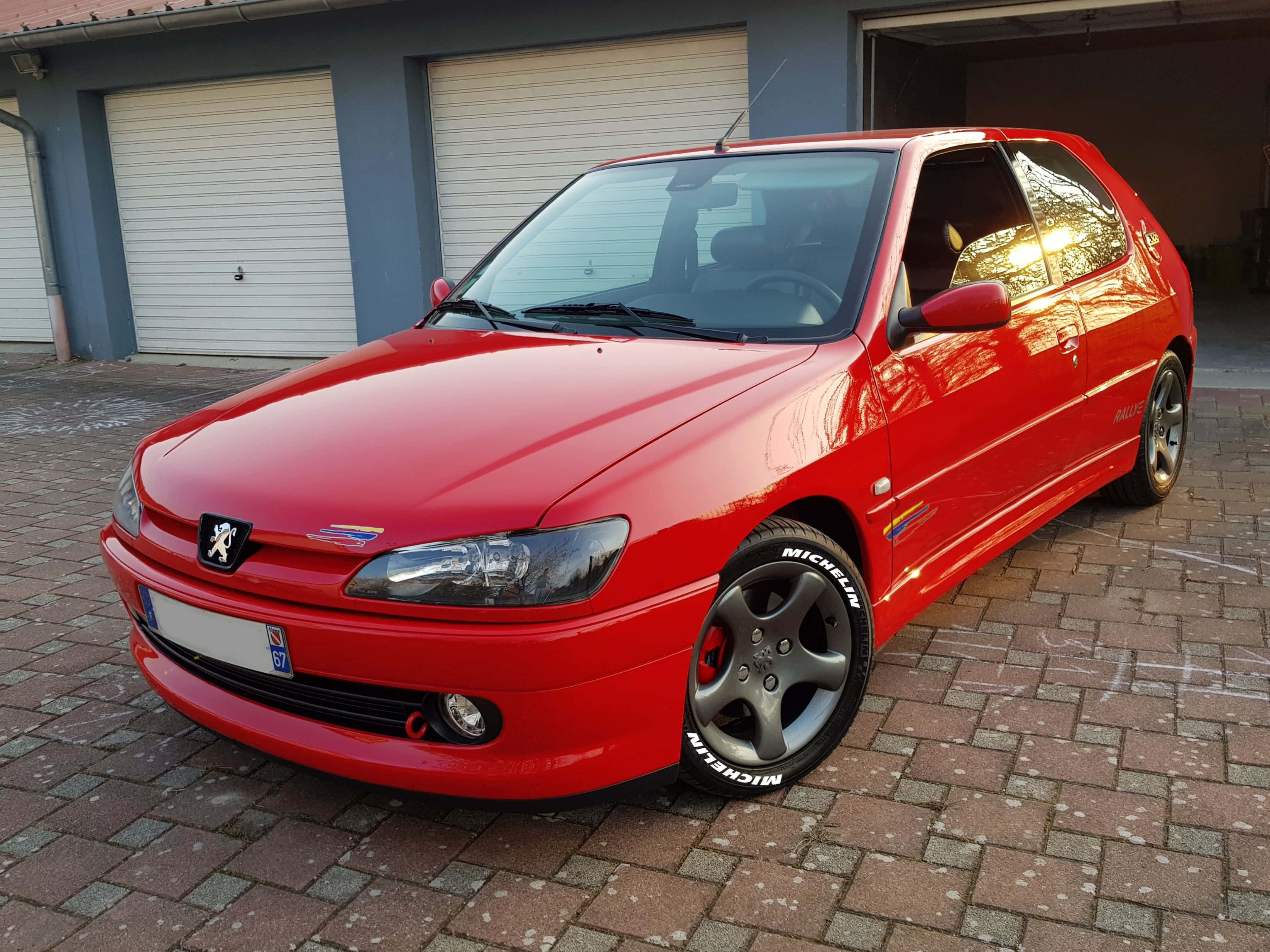 Peugeot 306, rally car, vibrant red, 2K Desktop Wallpaper