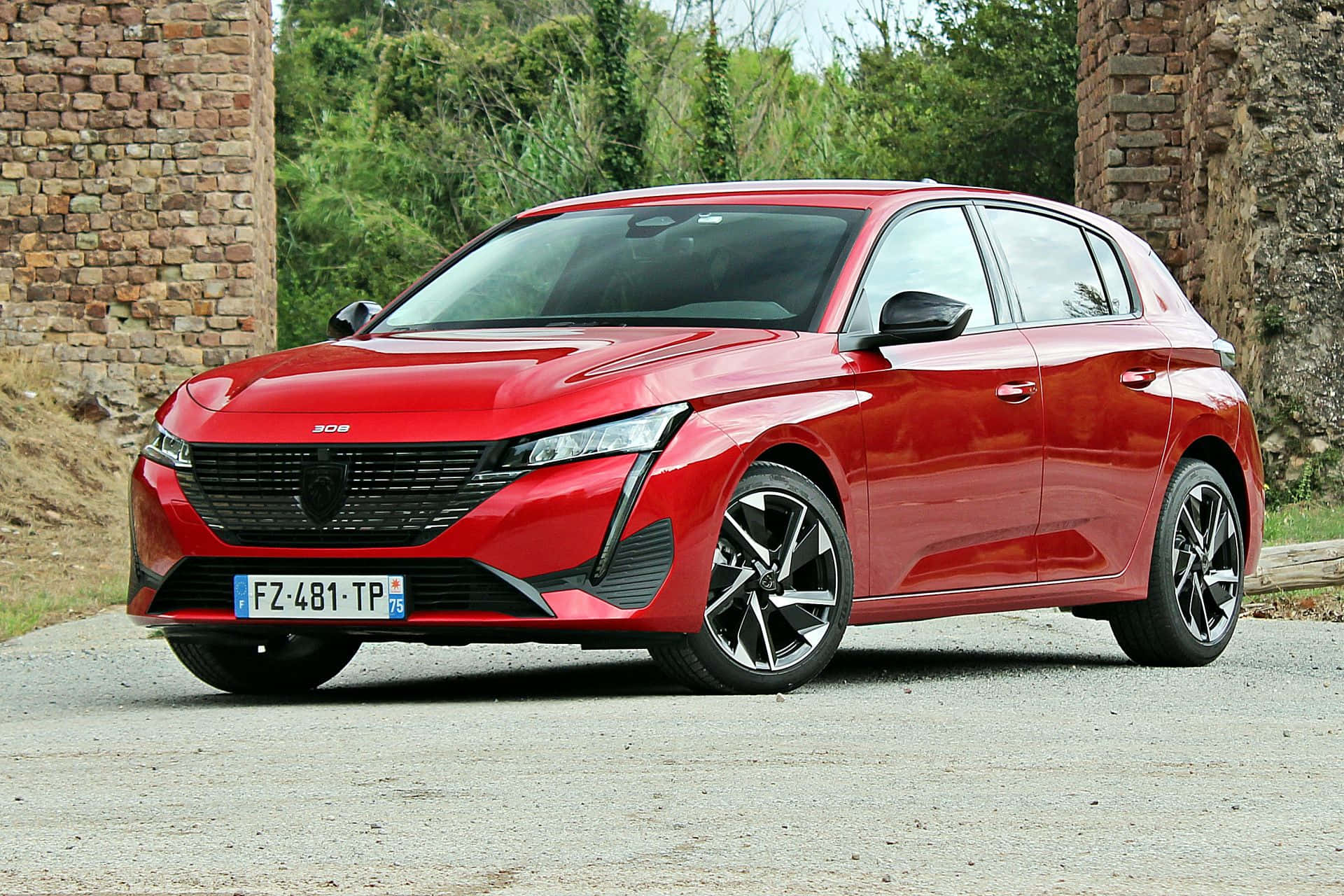 Peugeot 308, vibrant red, hatchback, Full HD Desktop Wallpaper