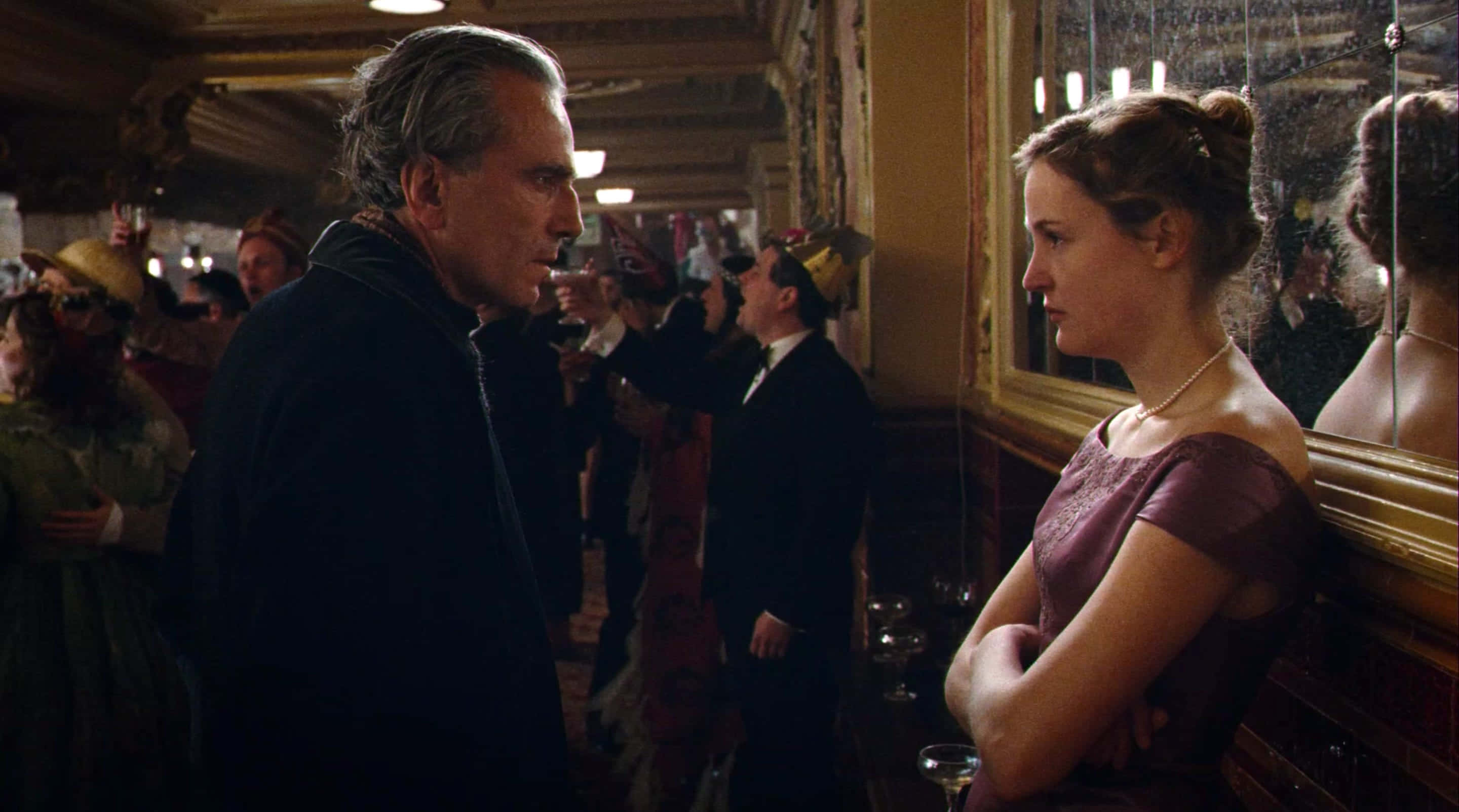 Phantom Thread, ballroom, dimly lit, 2K Desktop Wallpaper