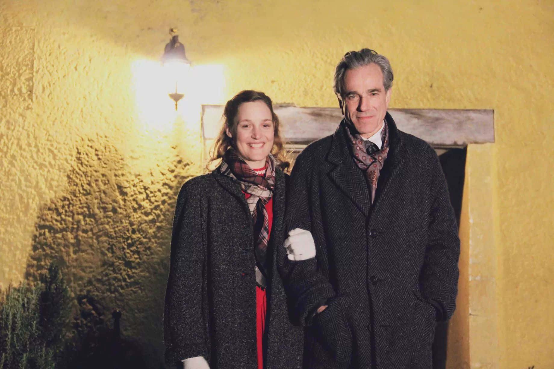 Phantom Thread, couple, outdoors, HD Desktop Wallpaper