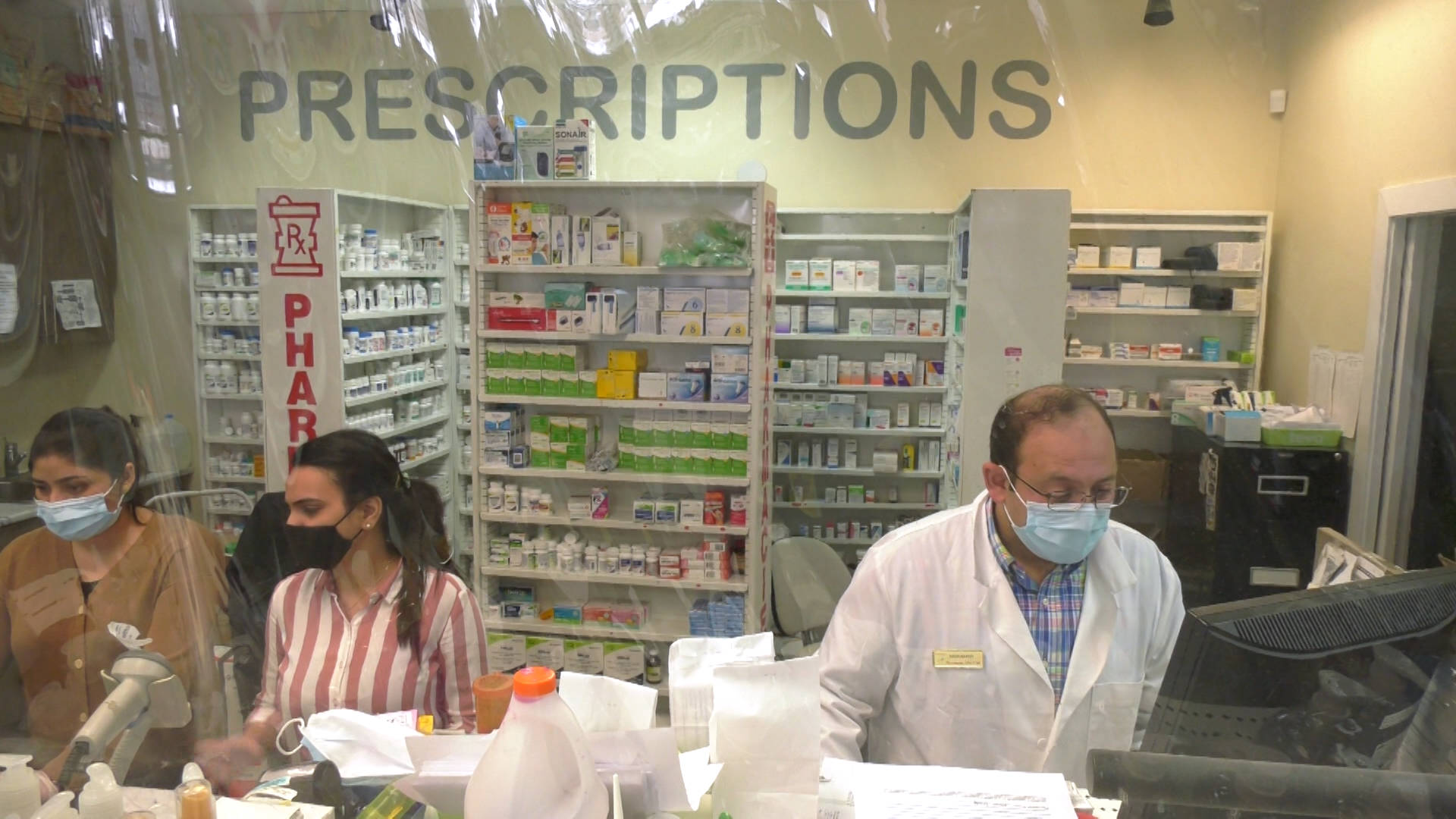 Pharmacists, masks, clear plastic shield, Full HD Desktop Wallpaper