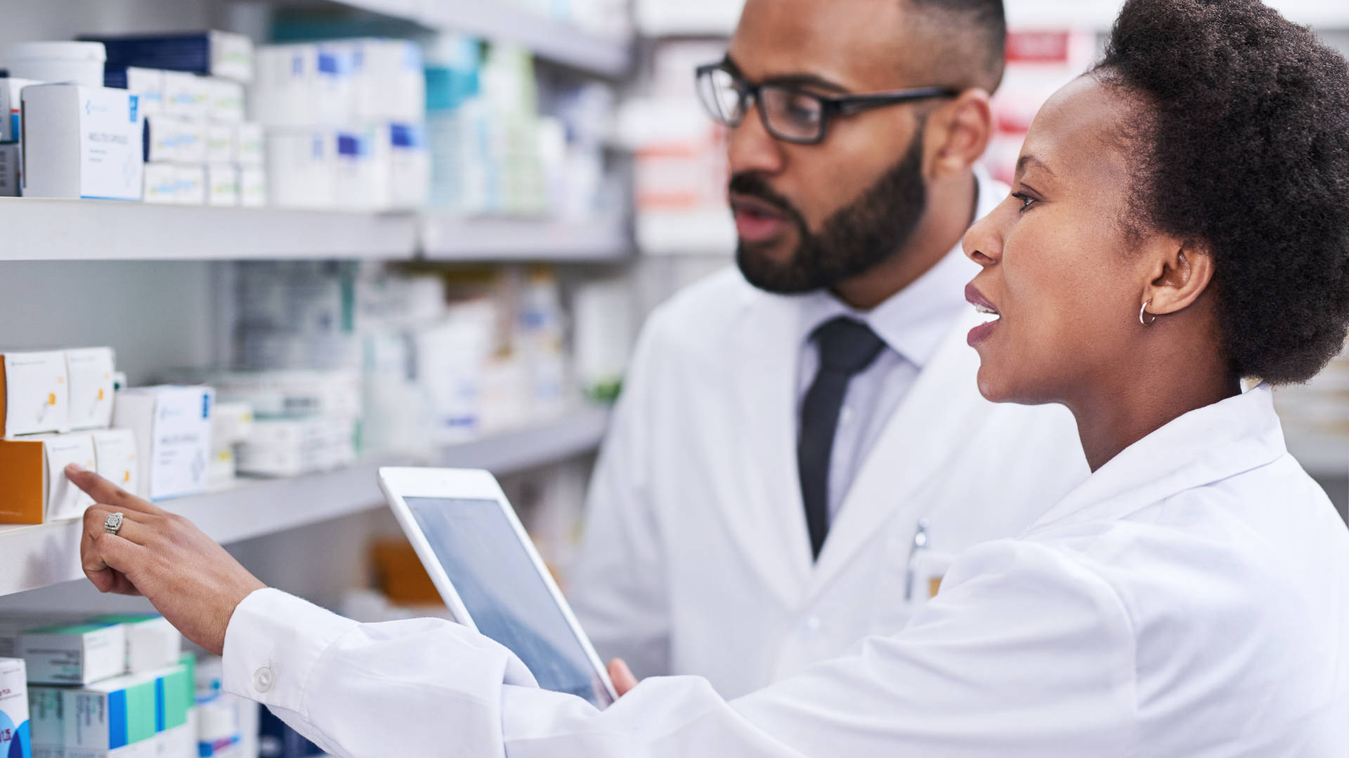 pharmacists, white coats, pharmacy aisle, Full HD Desktop Wallpaper