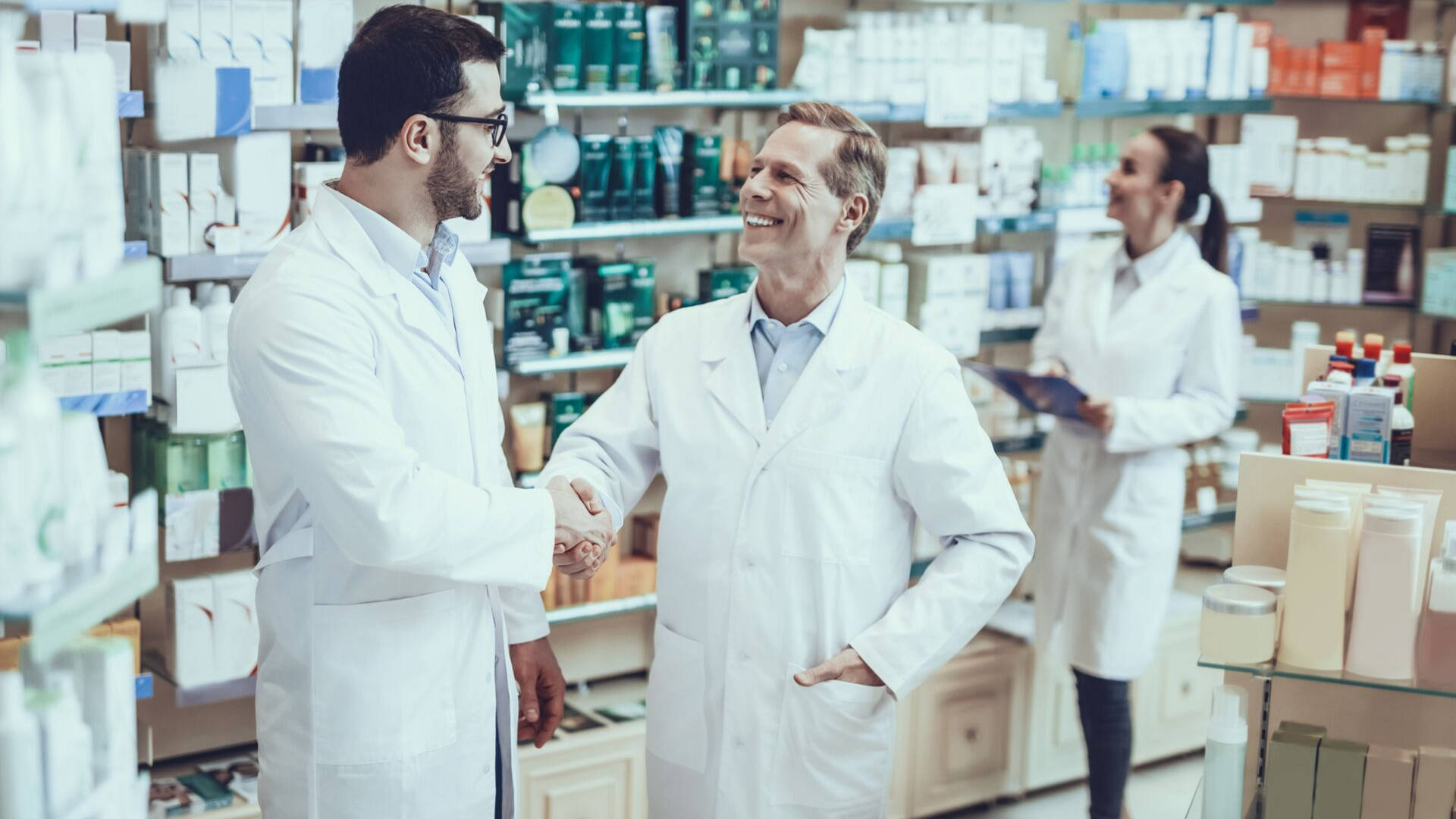 pharmacists, handshake, well stocked pharmacy, Full HD Desktop Wallpaper