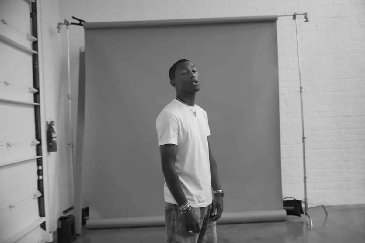 Pharrell Williams, gray backdrop, white brick walls, SD Desktop Wallpaper