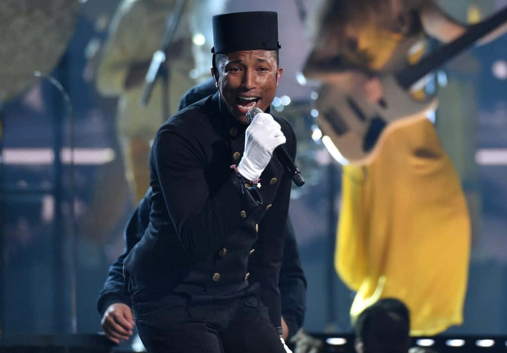 Pharrell Williams, black hat, white glove, SD Desktop Wallpaper