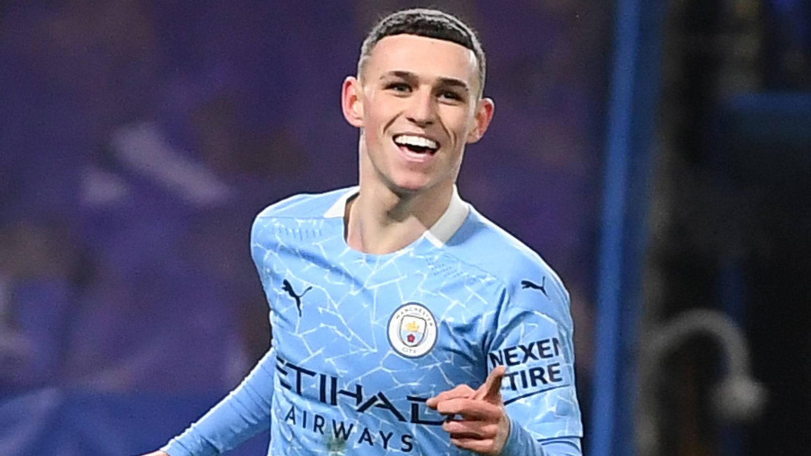 Phil Foden, light blue Manchester City jersey, stadium pitch, HD Desktop Wallpaper