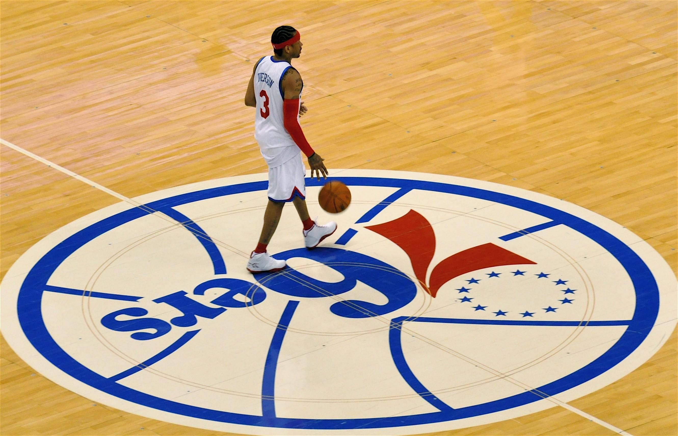 Philadelphia 76ers, white jersey, center court logo, 2K Desktop Wallpaper