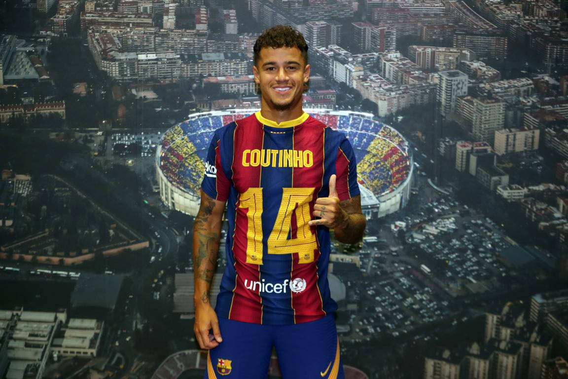 Philippe Coutinho, red blue striped jersey, number 14, SD Desktop Wallpaper