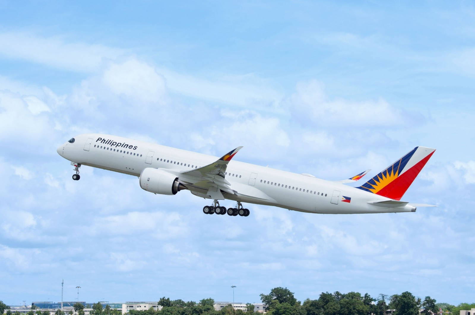 Philippine Airlines, white, landing gear down, HD Desktop Wallpaper