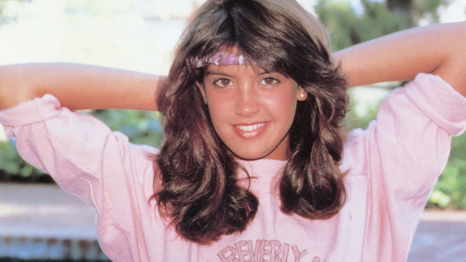 Phoebe Cates, vintage wallpaper, pink sweatshirt, Full HD Desktop Wallpaper