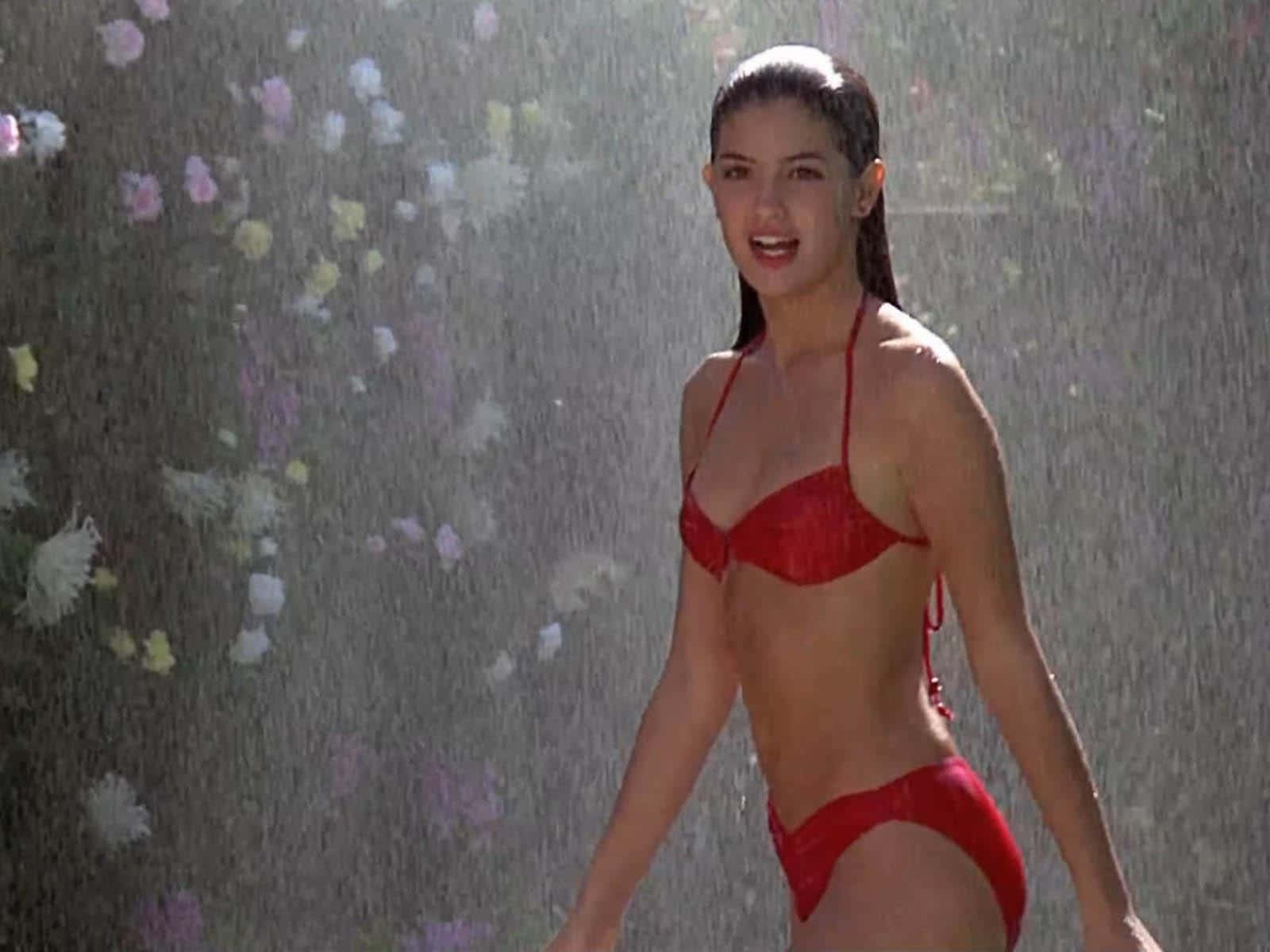 Phoebe Cates, red bikini, rain shower, HD Desktop Wallpaper