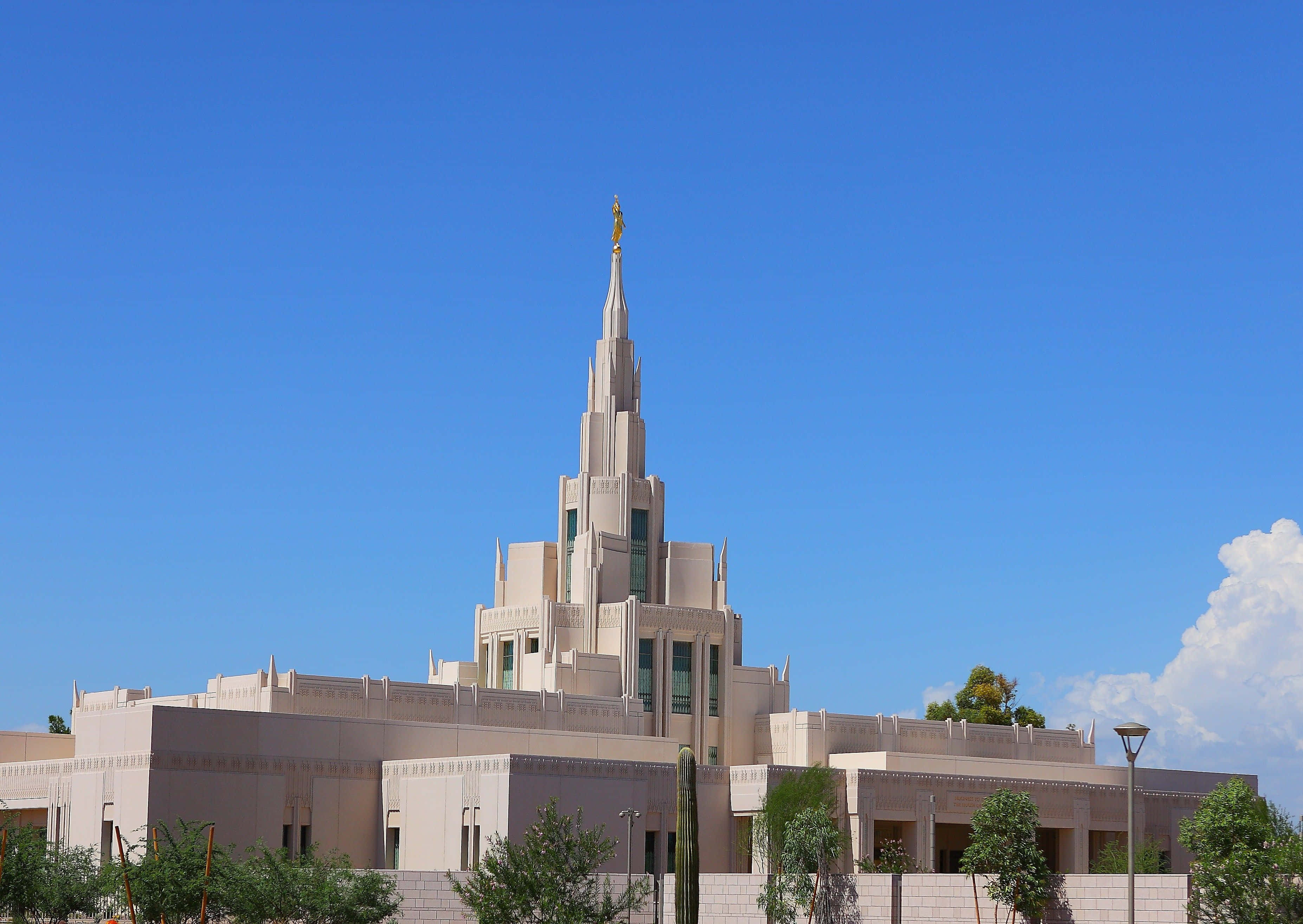 Phoenix, Arizona, beige temple, tall spire, 2K Desktop Wallpaper