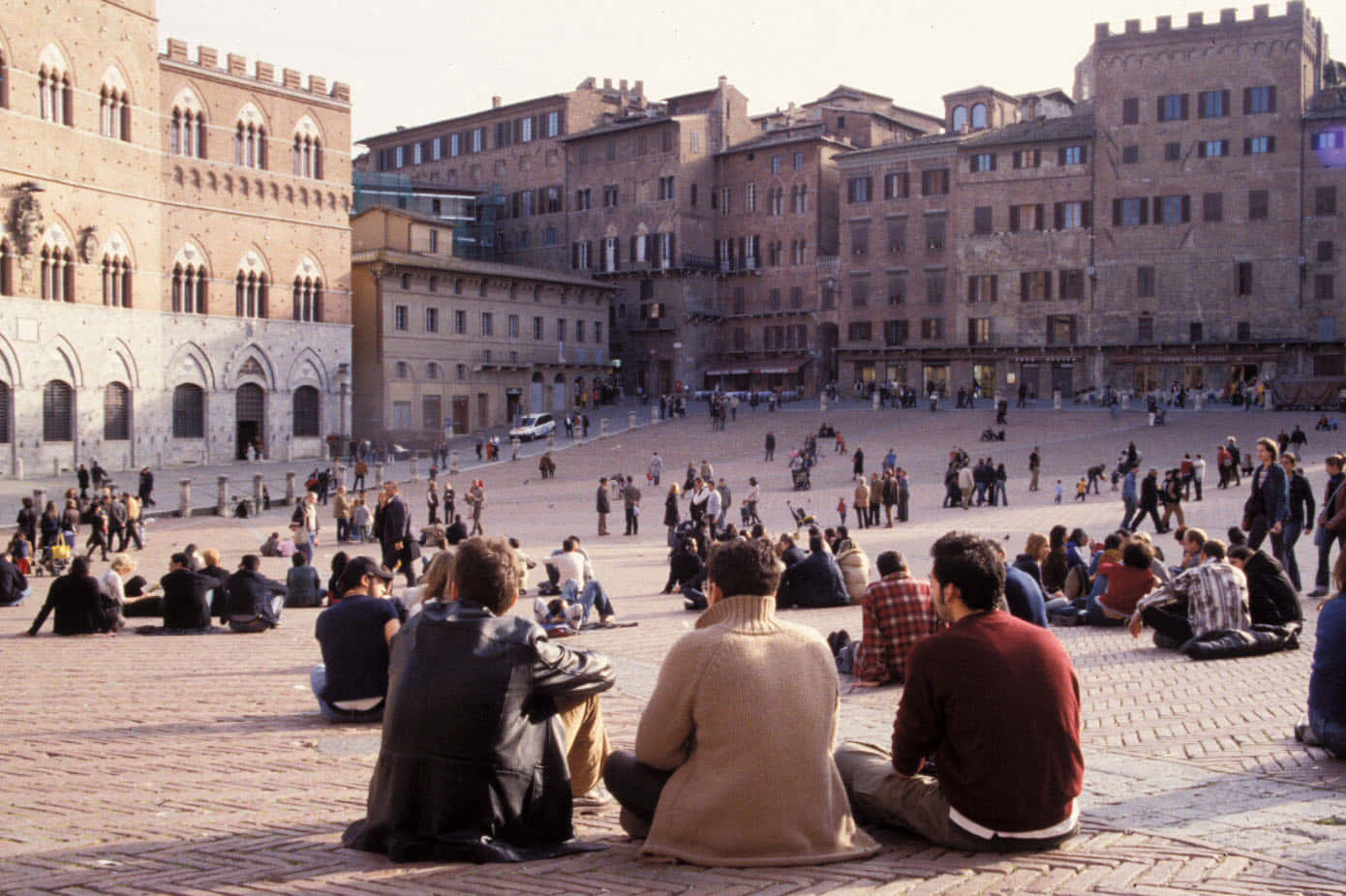 Piazza Del Campo, cobblestone plaza, historic European buildings, HD Desktop Wallpaper