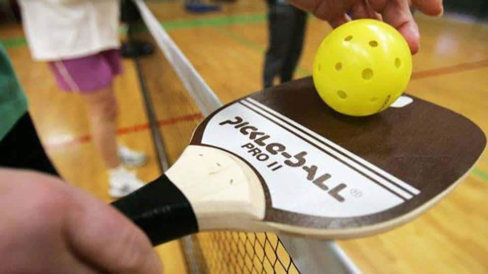 yellow pickleball, paddle, wooden court, SD Desktop Wallpaper