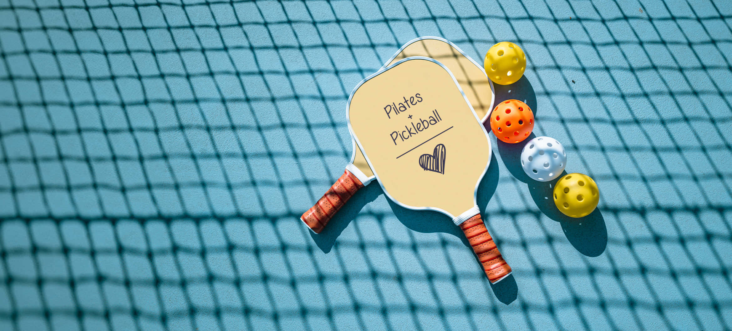 pickleball paddles, colorful balls, blue net, Full HD Desktop Wallpaper