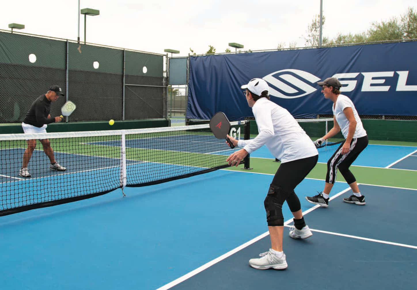 pickleball, players in action, vibrant blue court, HD Desktop Wallpaper