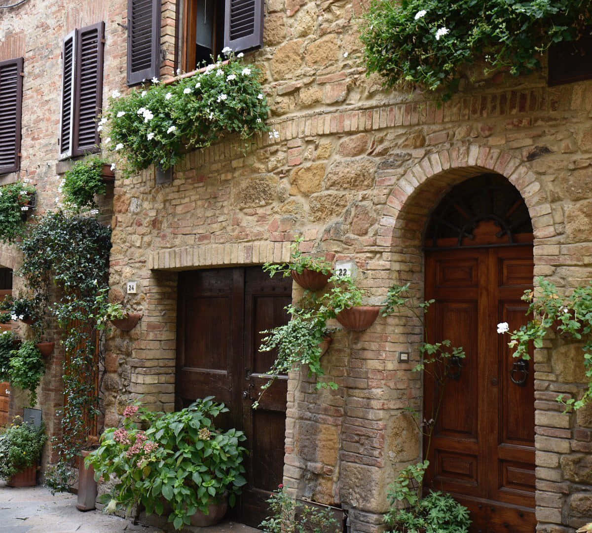 Pienza, brown bricked vintage pienza houses, stone building, SD Desktop Wallpaper