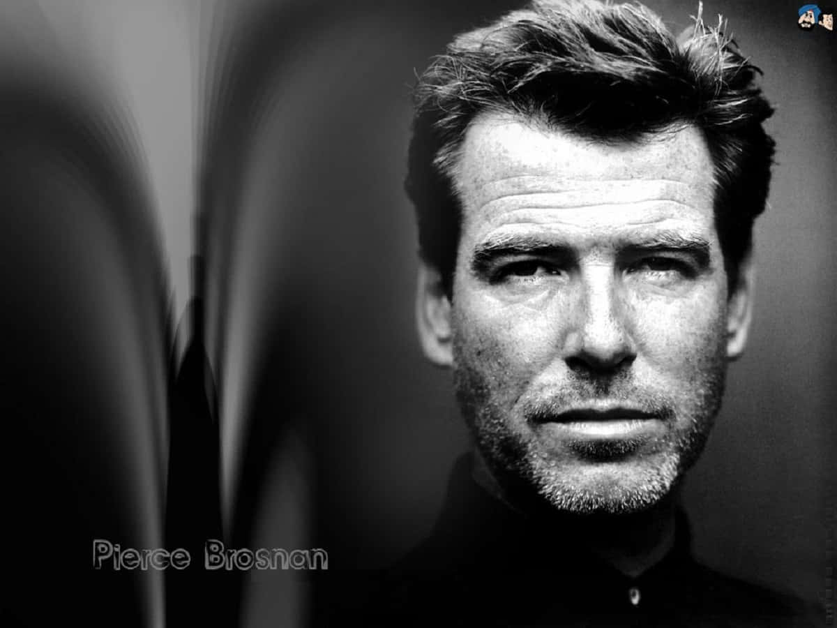 Pierce Brosnan, black tuxedo, black and white portrait, SD Desktop Wallpaper