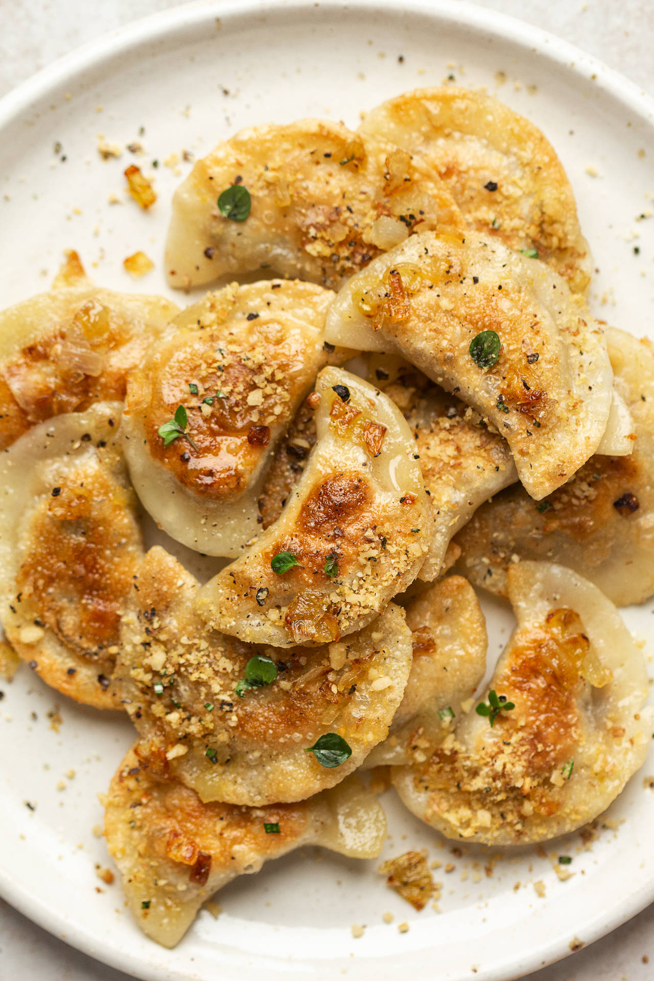 fried pierogi, golden-brown, crispy garlic crumbs, Full HD Phone Wallpaper